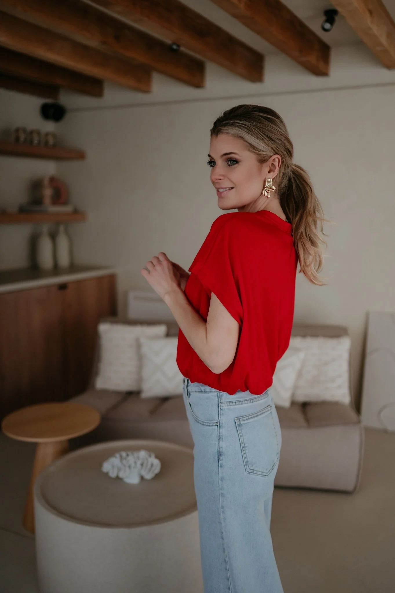 Adami t-shirt I Red - Image 10
