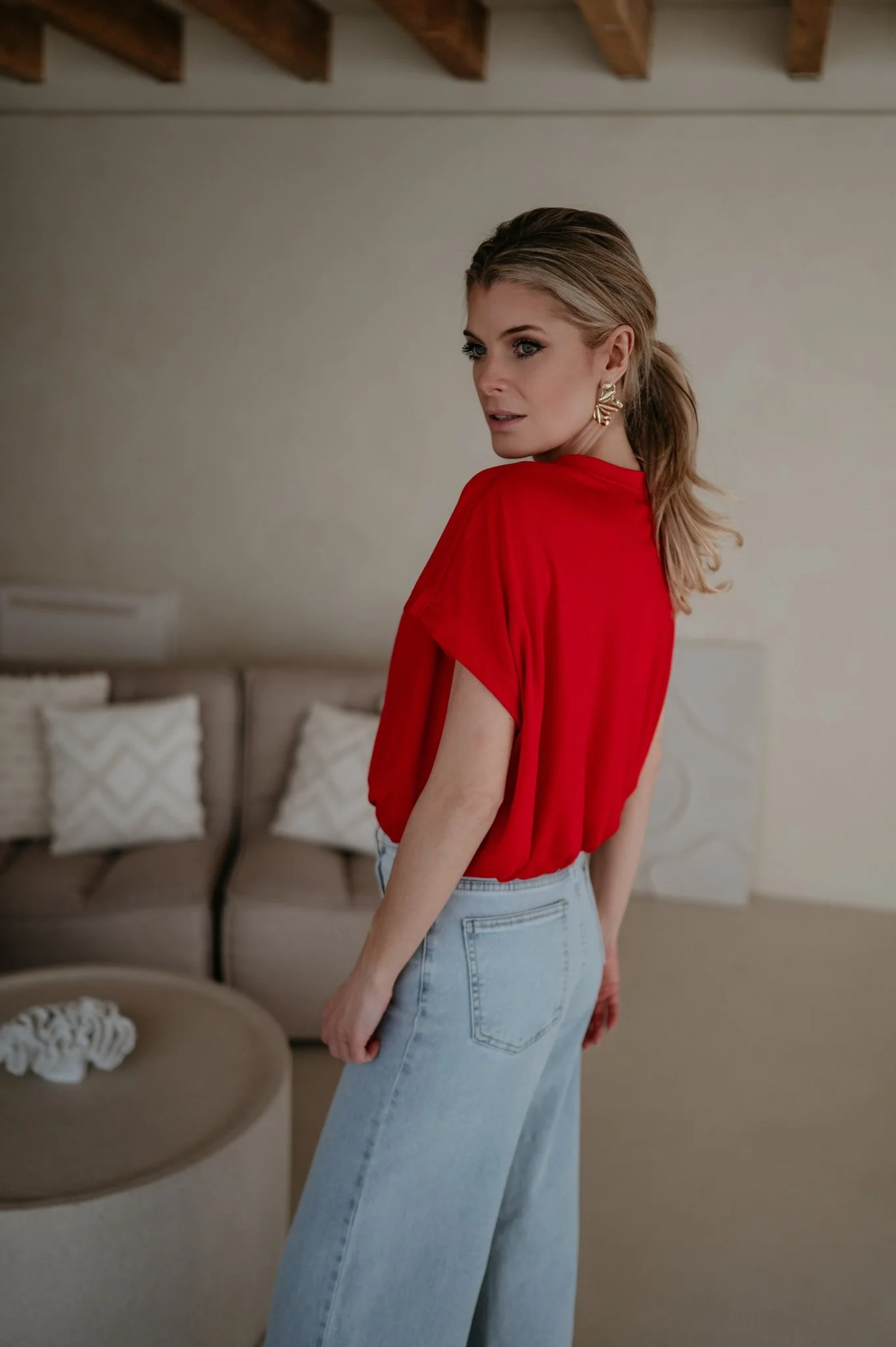 Adami t-shirt I Red - Image 11