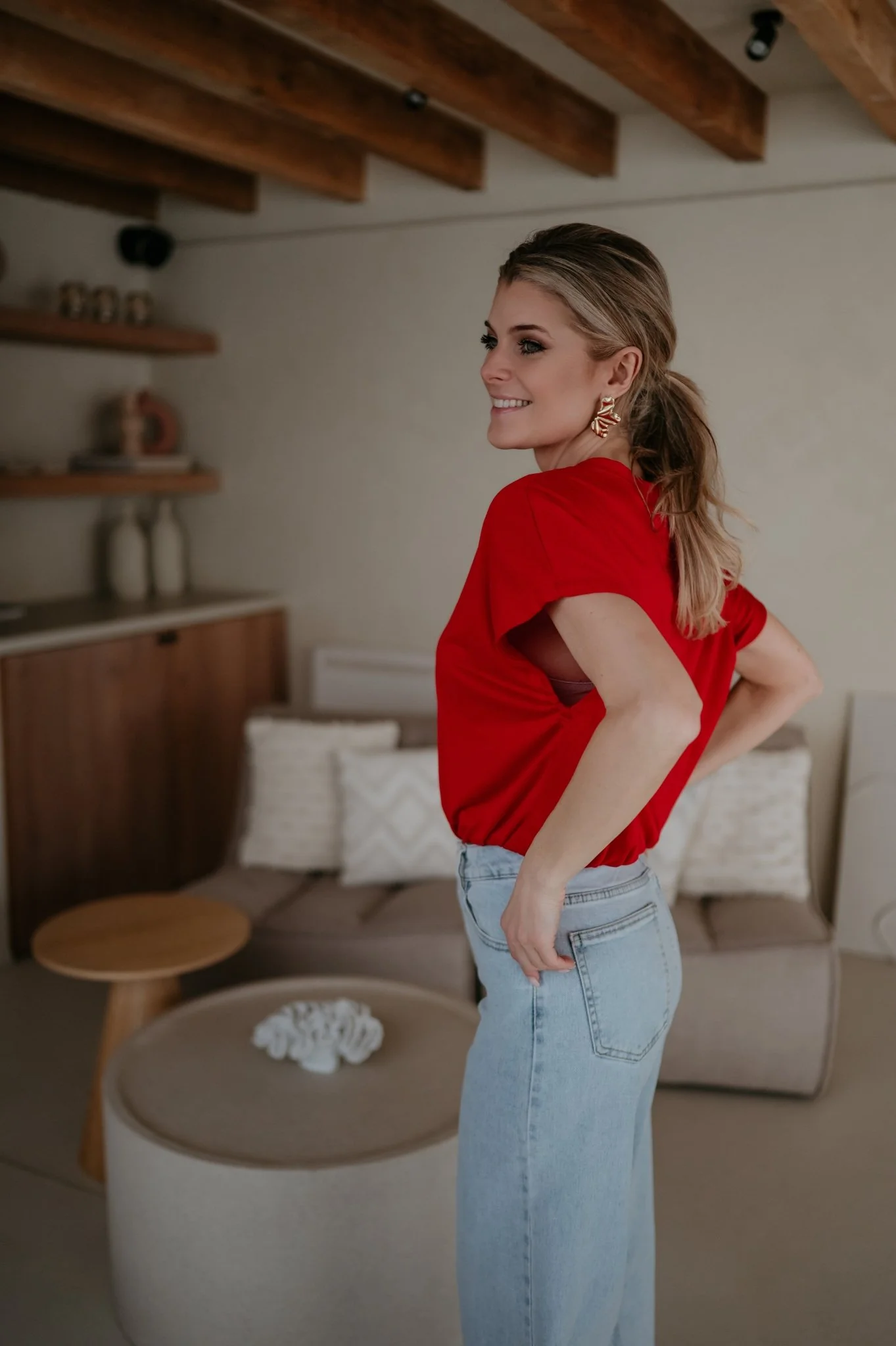 Adami t-shirt I Red - Image 8