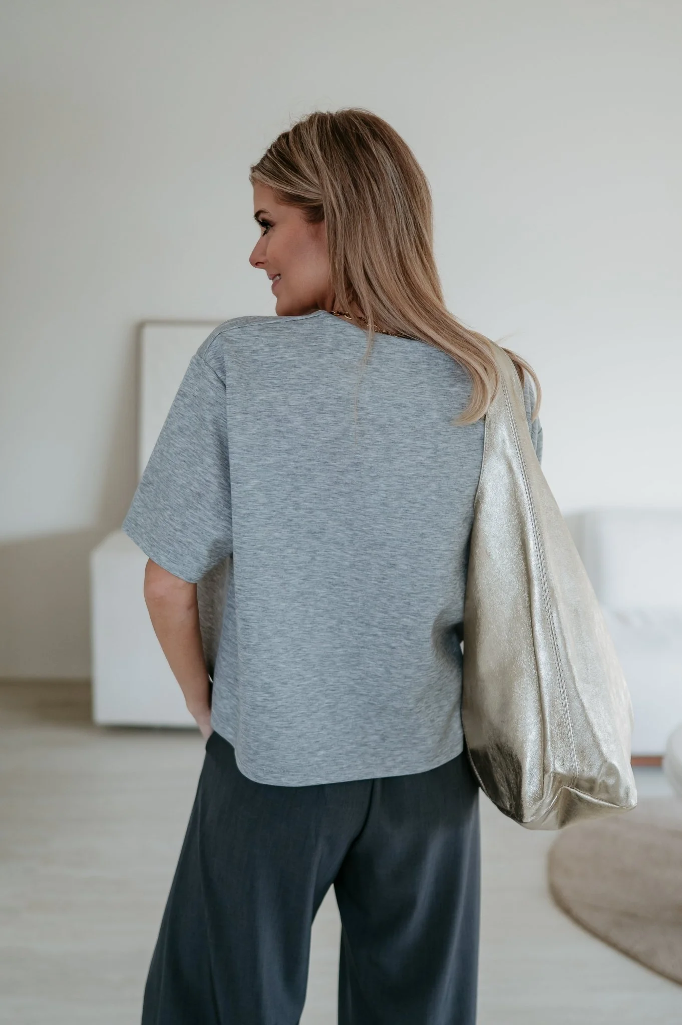 Addome t-shirt I Light Grey - Image 3
