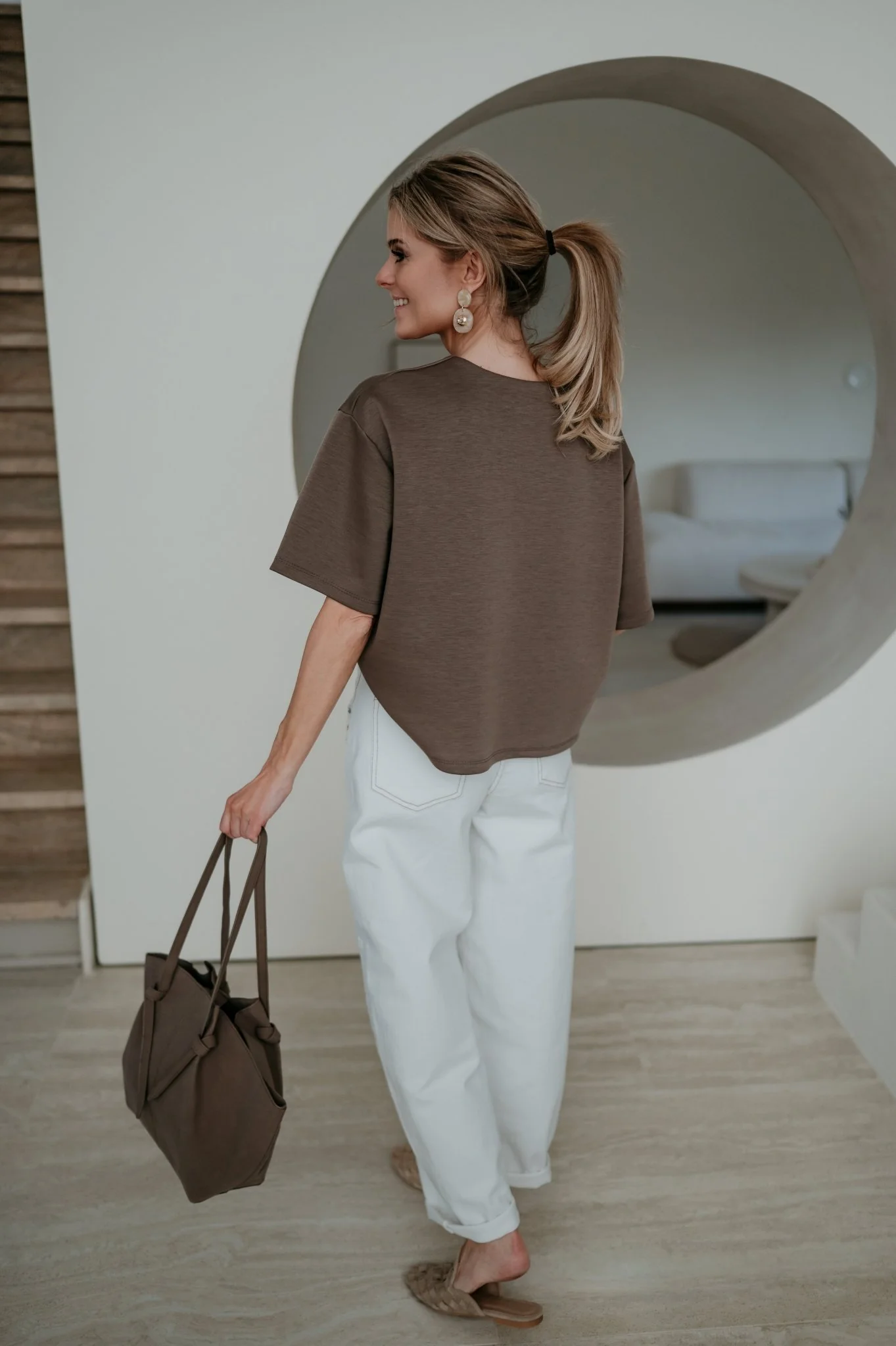 Addome t-shirt I Taupe - Image 7