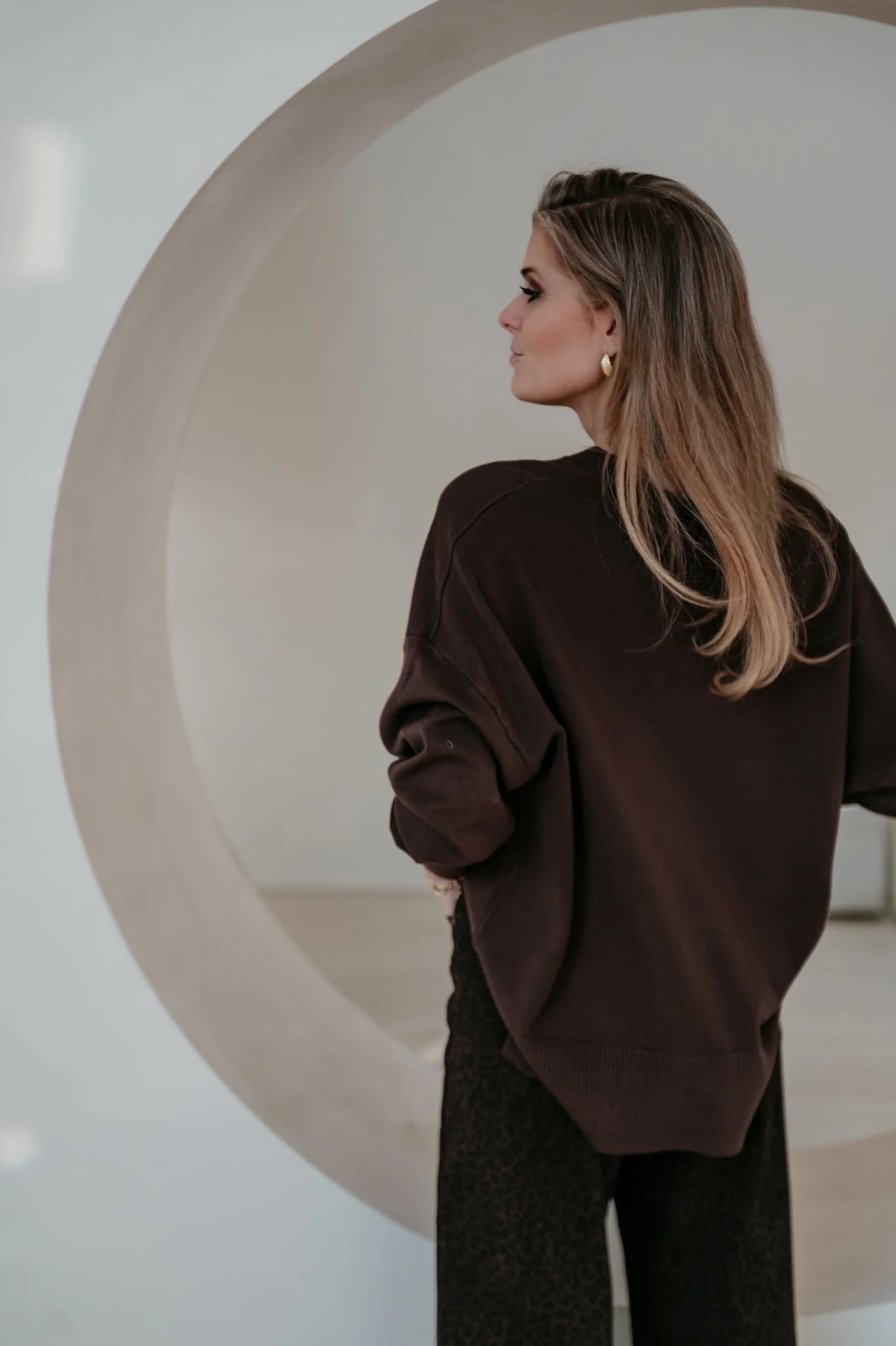 Bevuni knit I Brown - Image 3
