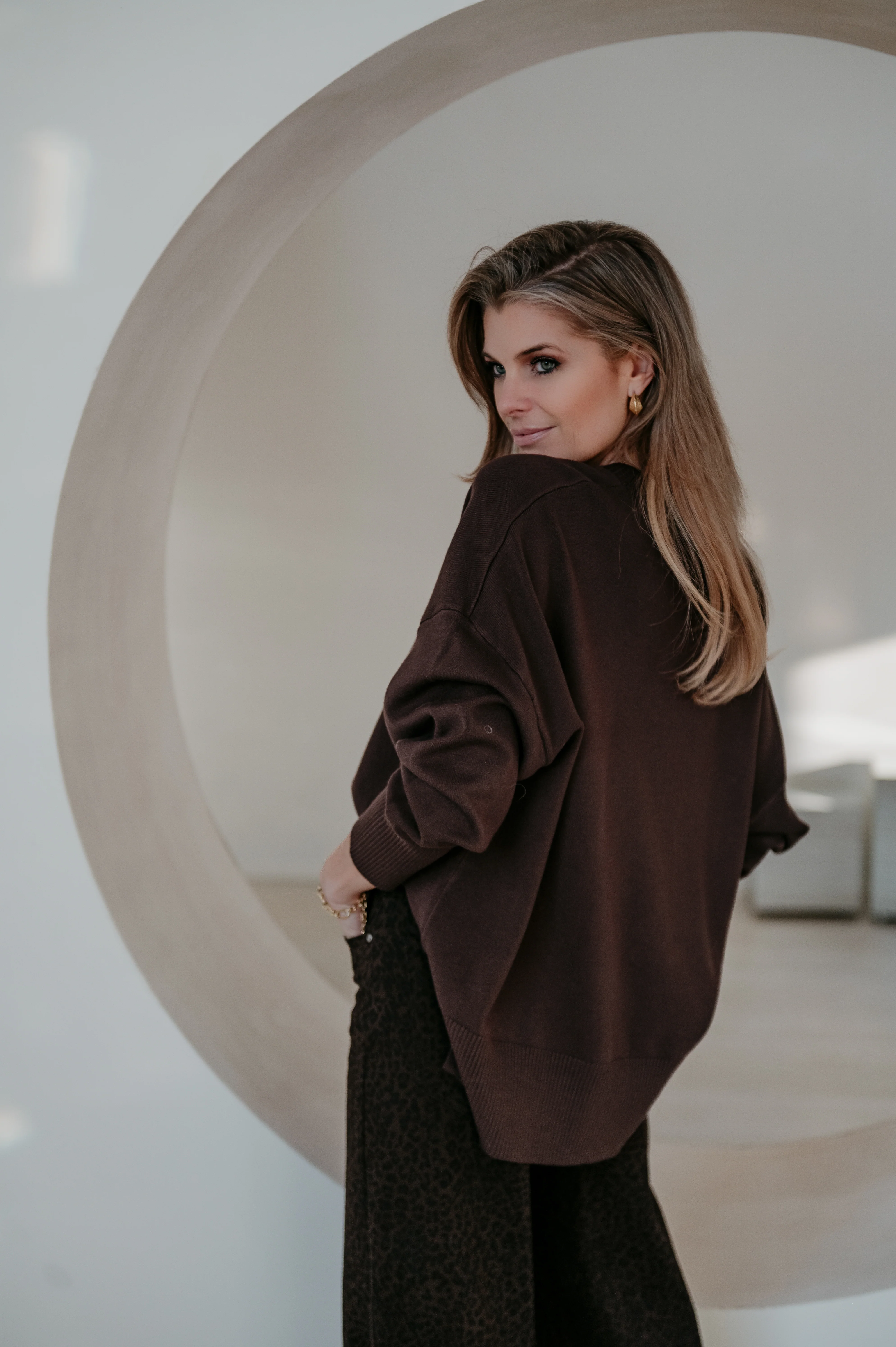 Bevuni knit I Brown - Image 6