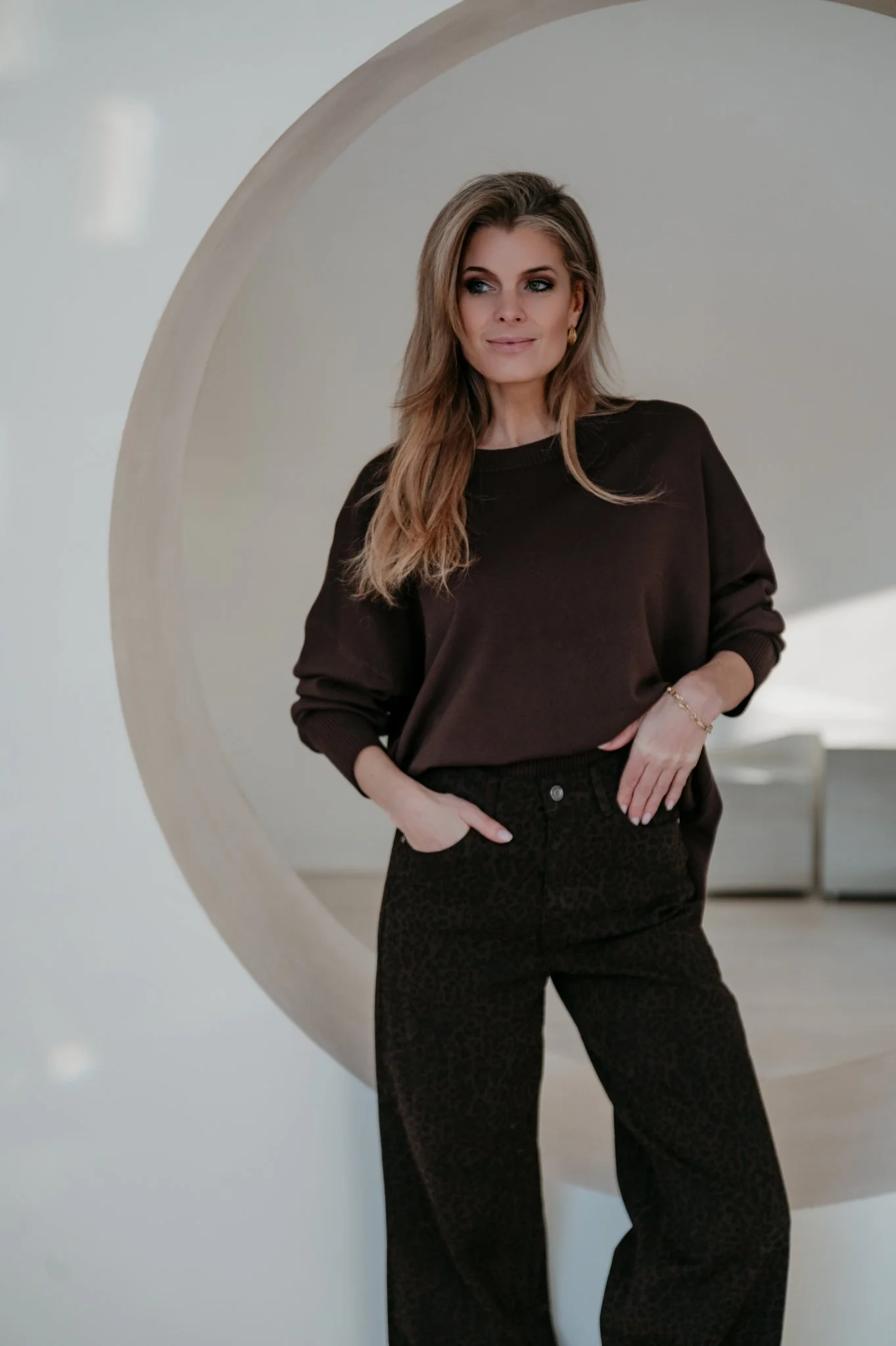 Bevuni knit I Brown - Image 9