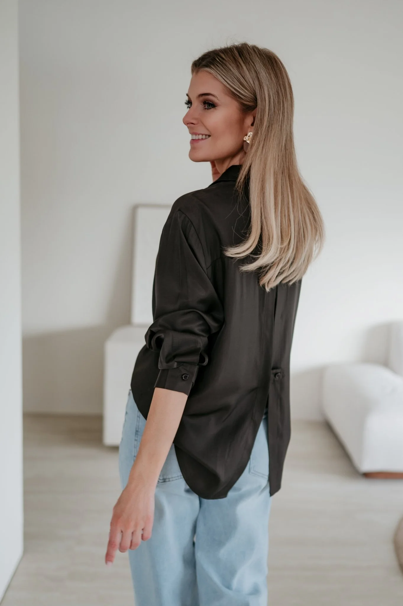Bileni shirt I Chocolate Brown - Image 11