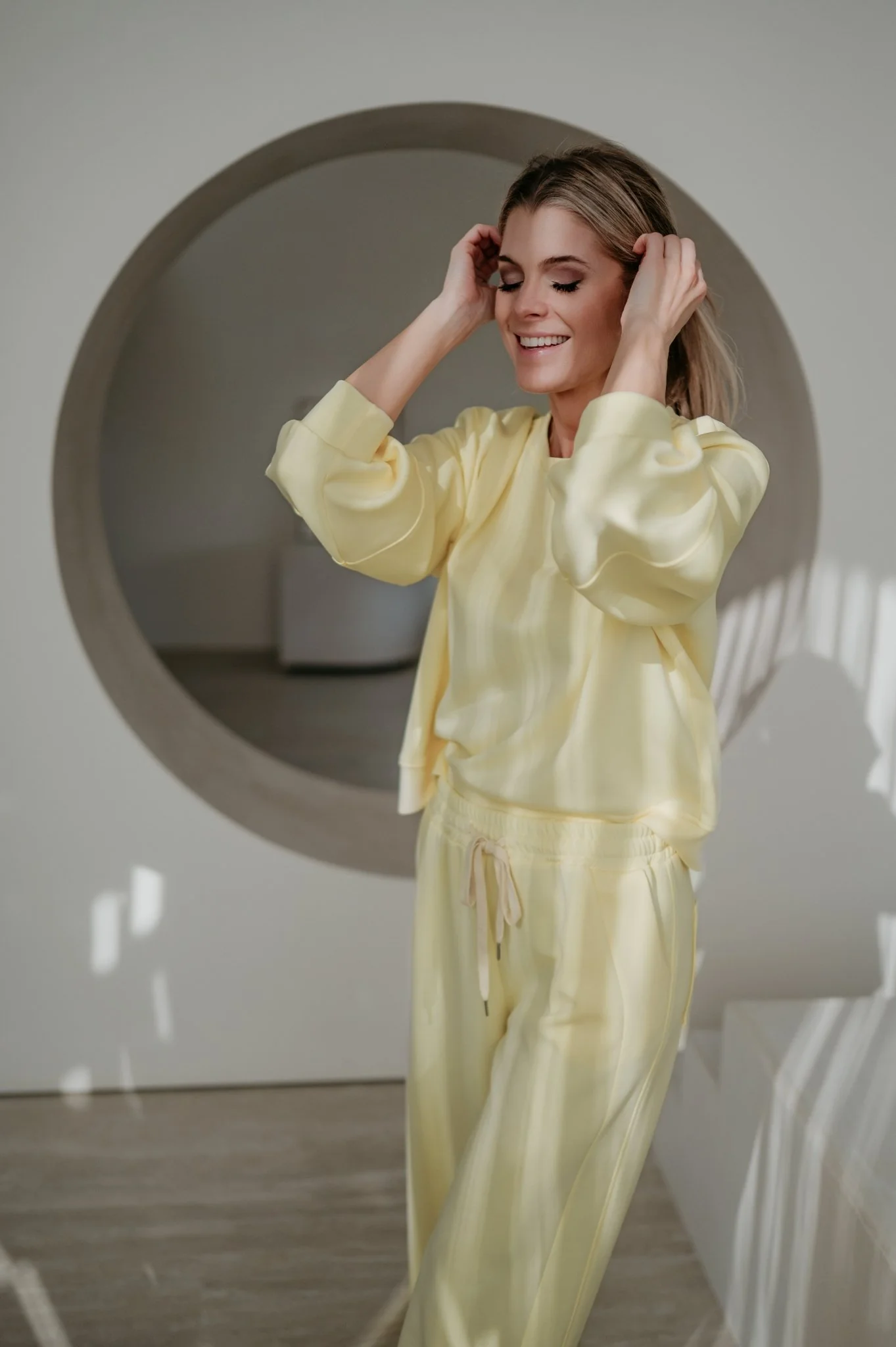 Bramosia sweater I Yellow - Image 14