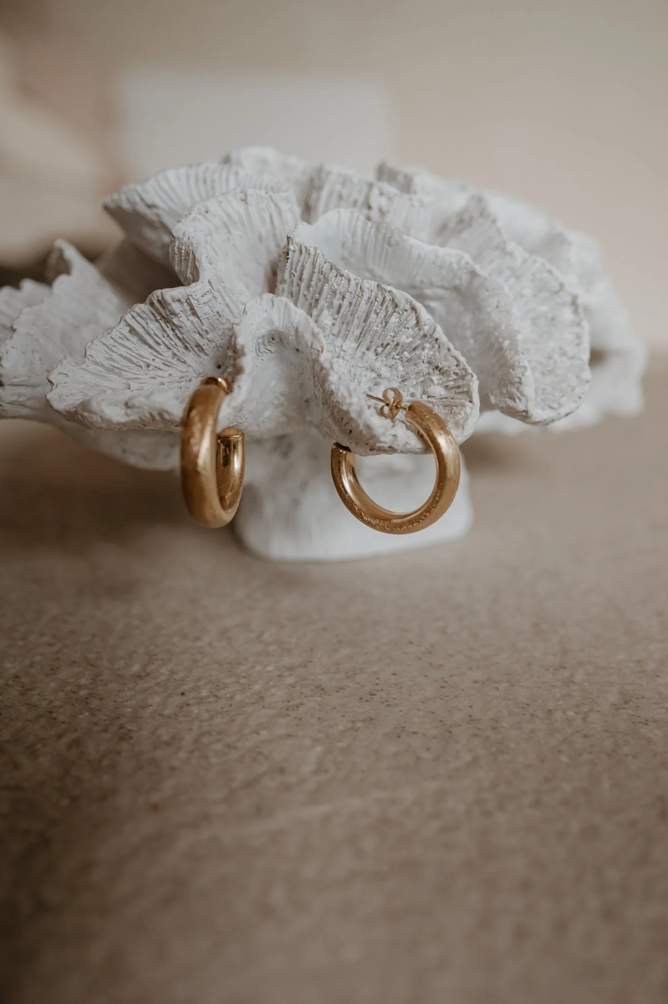 Come earrings I Gold - Image 5