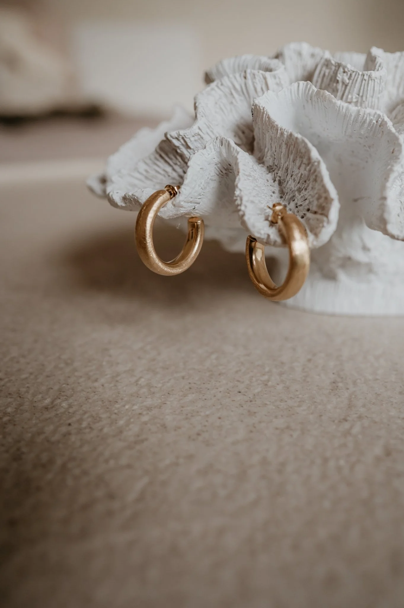 Come earrings I Gold - Image 6