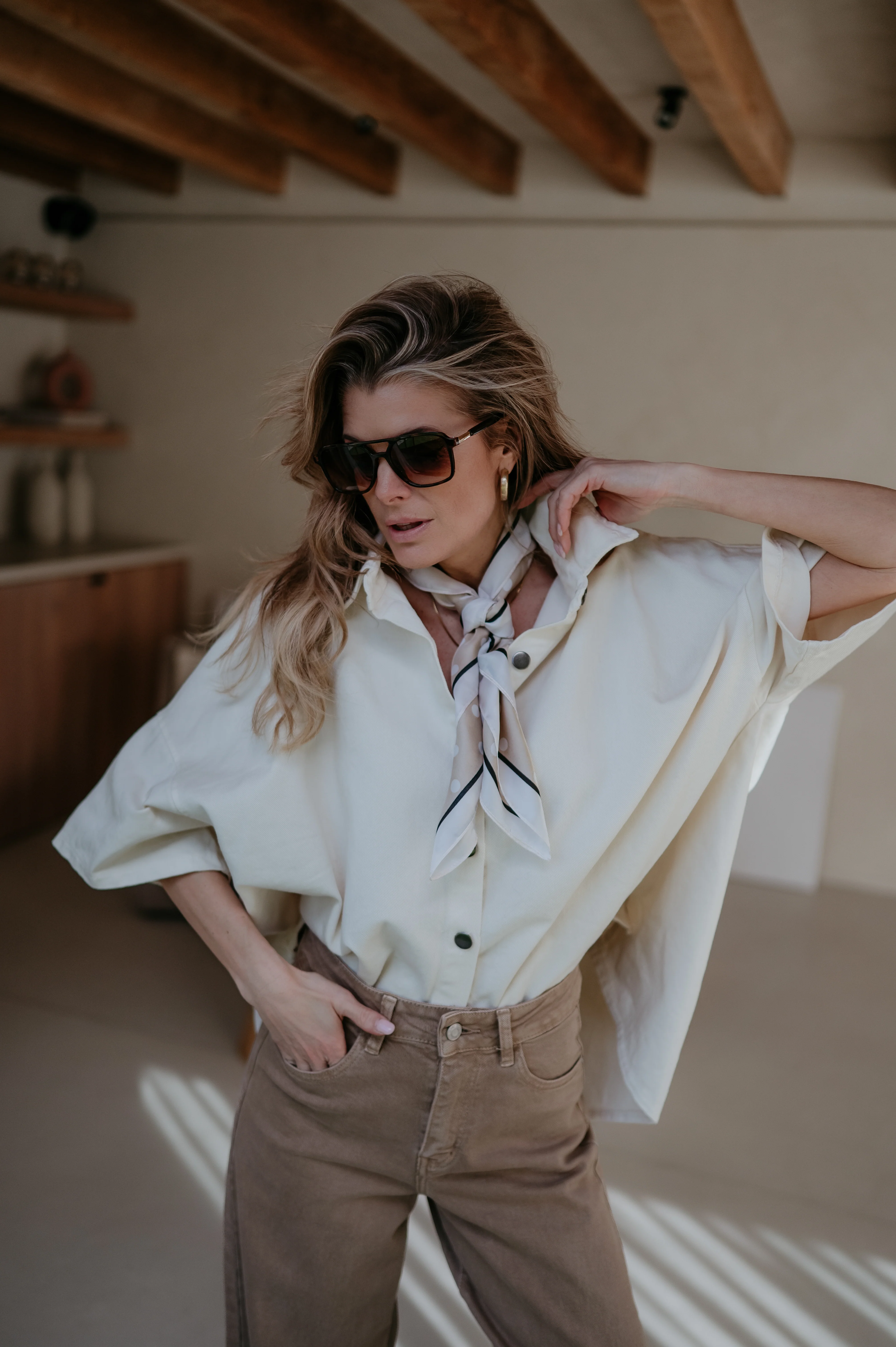 Crode scarf I Beige - Image 3