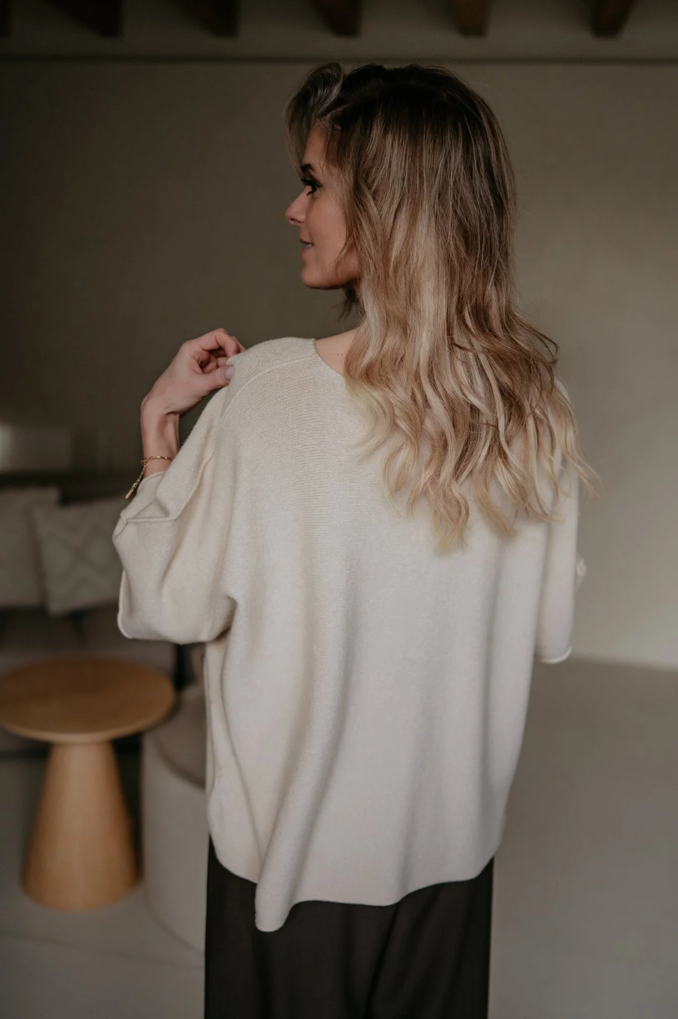 Ebide knit I Beige - Image 8