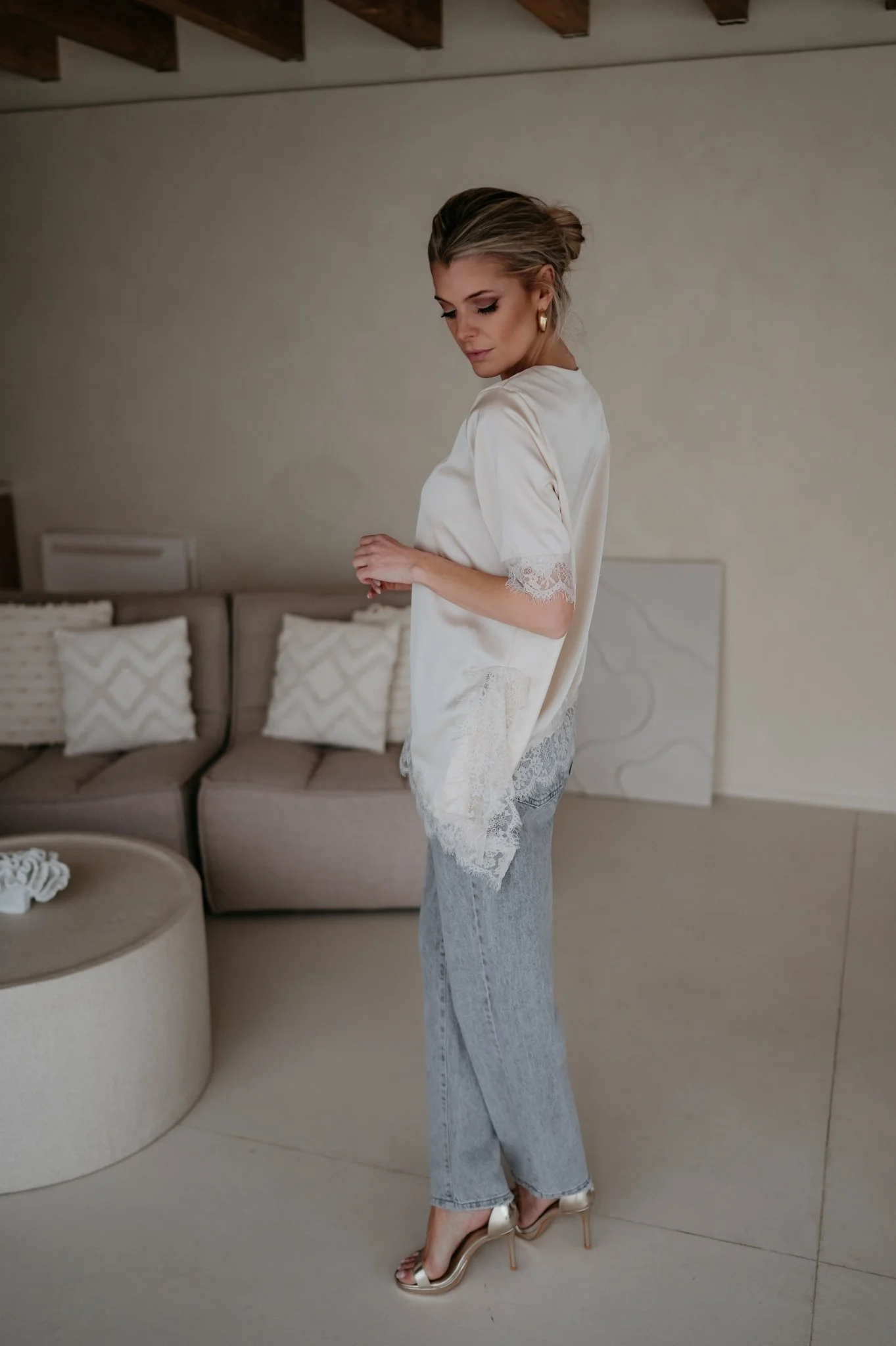 Elece top I Beige - Image 9