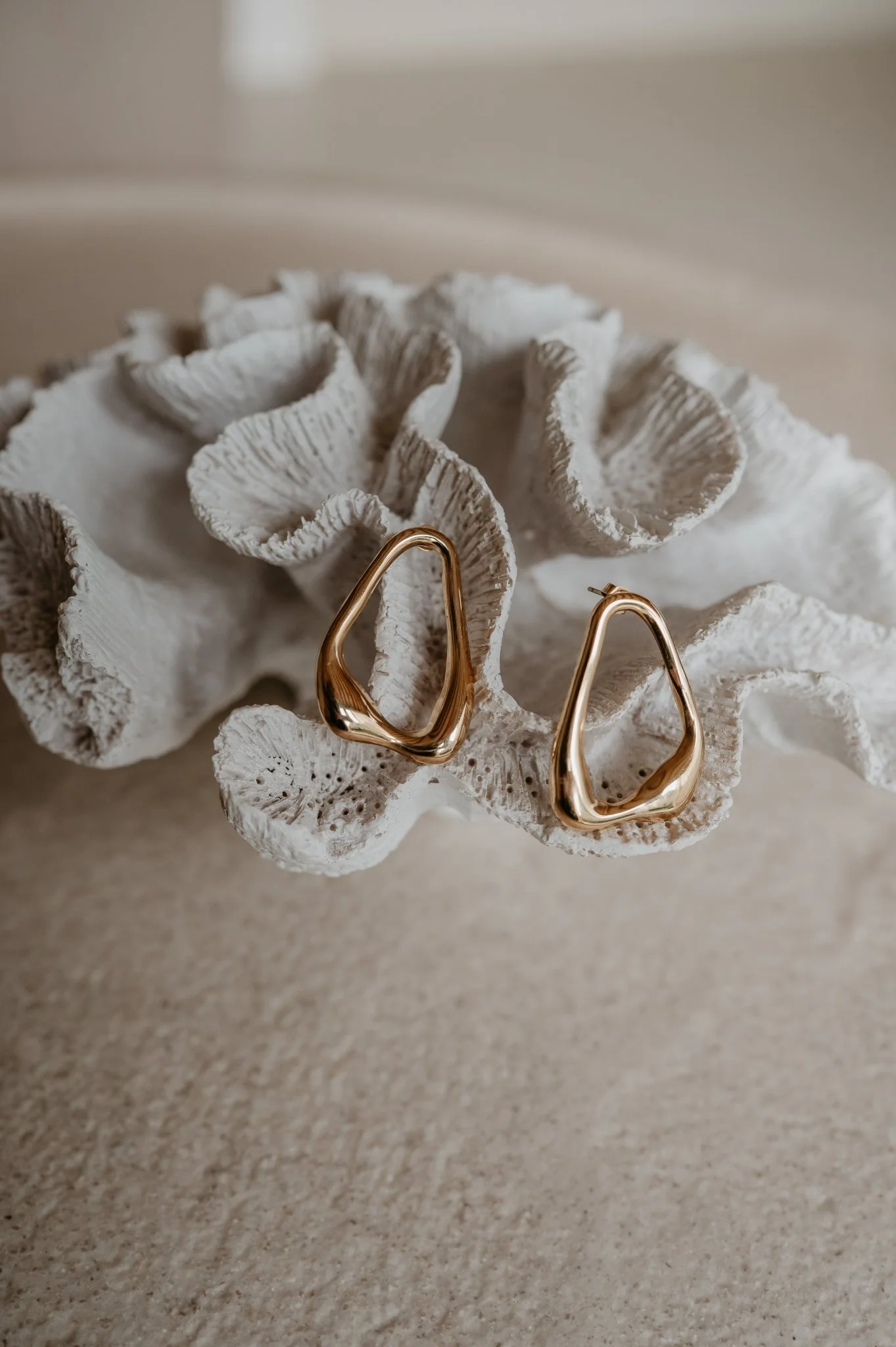 Eleo earrings I Gold - Image 4