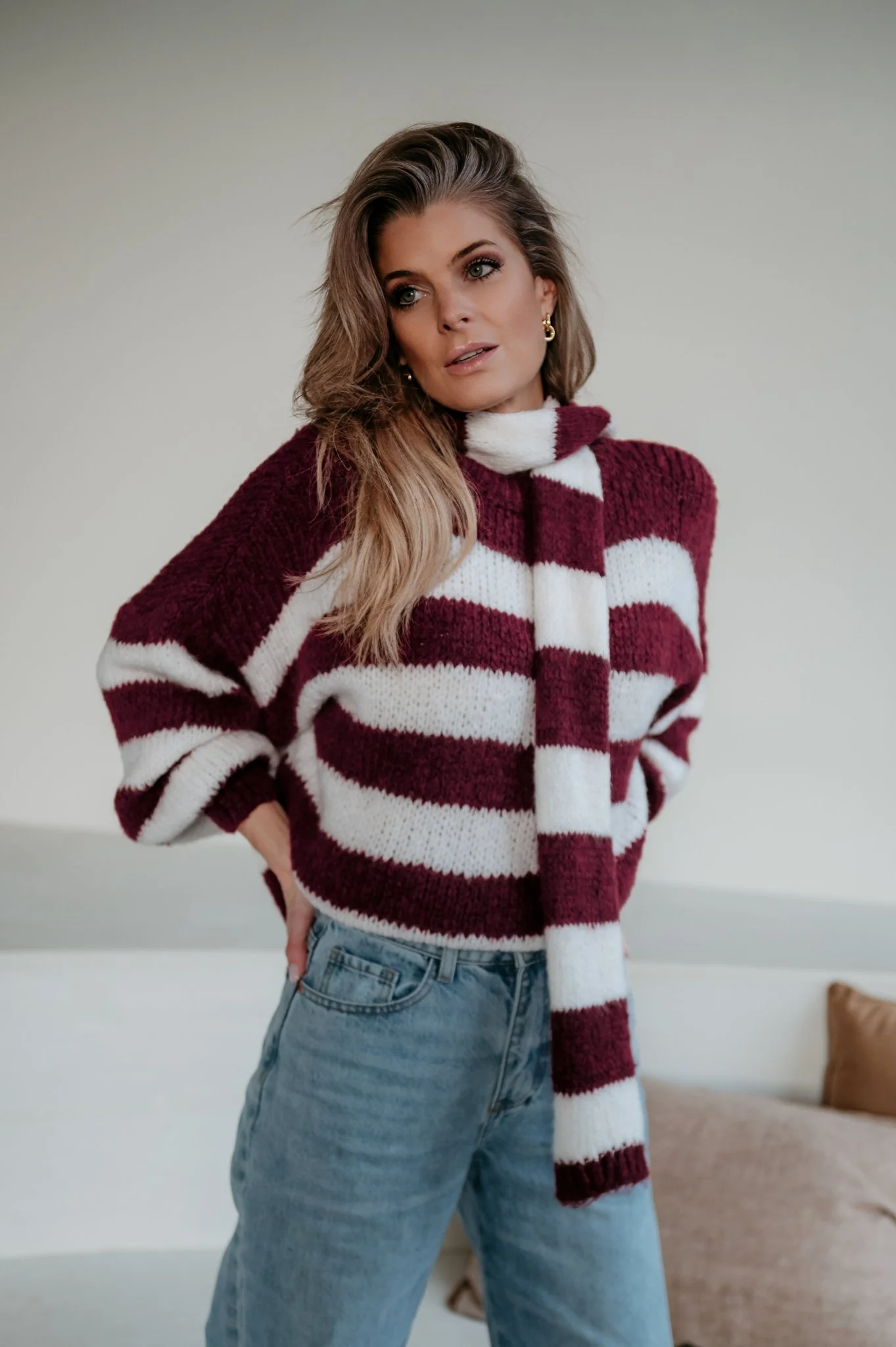 Elive knit & scarf I Bordeaux - Image 8