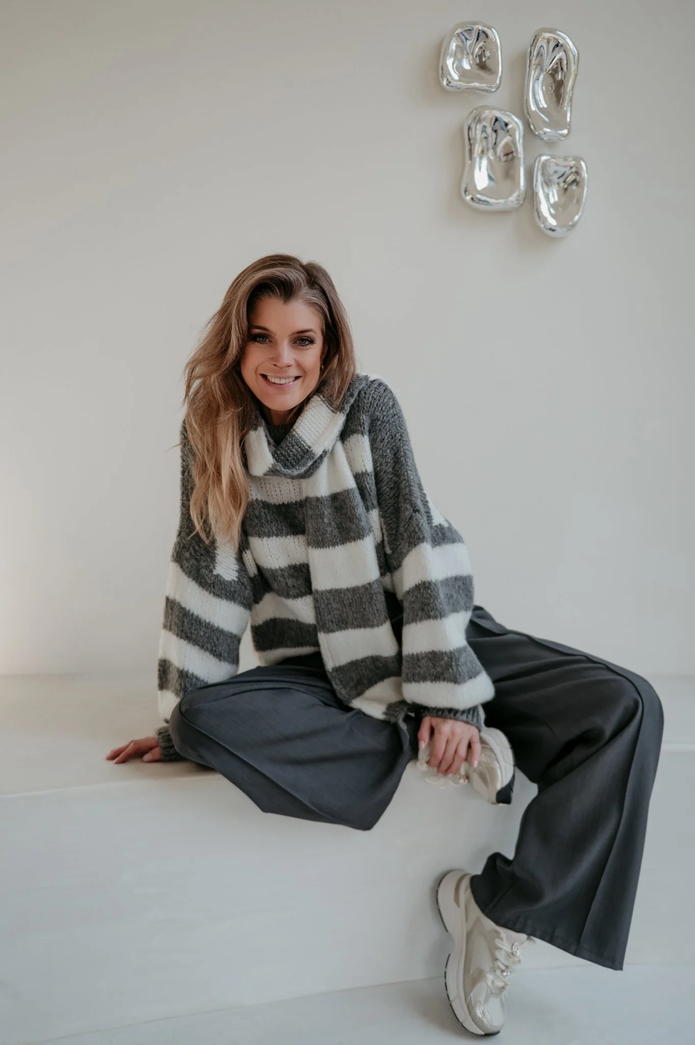 Elive knit & scarf I Grey - Image 9