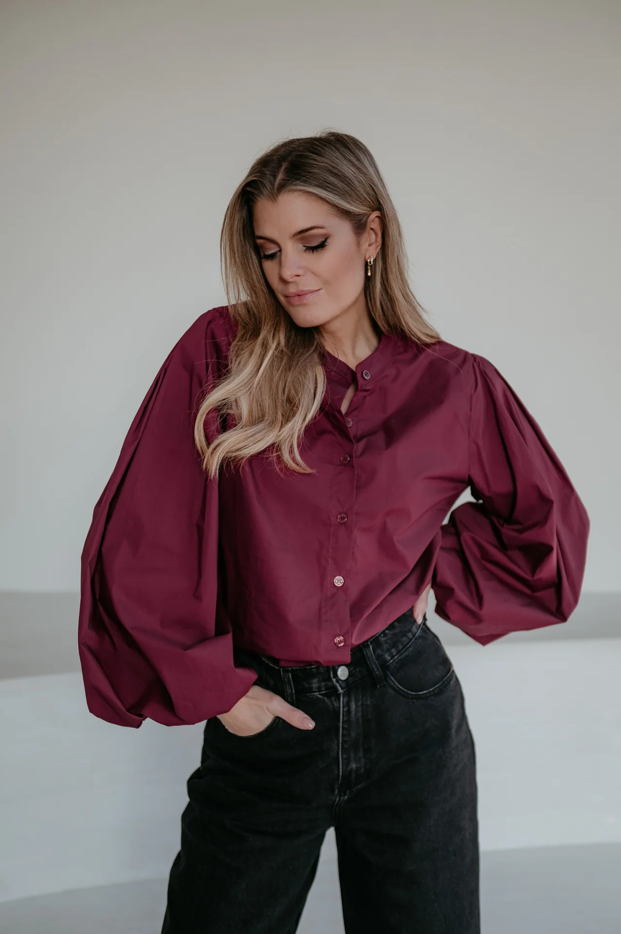 Emuno shirt I Bordeaux - Image 6