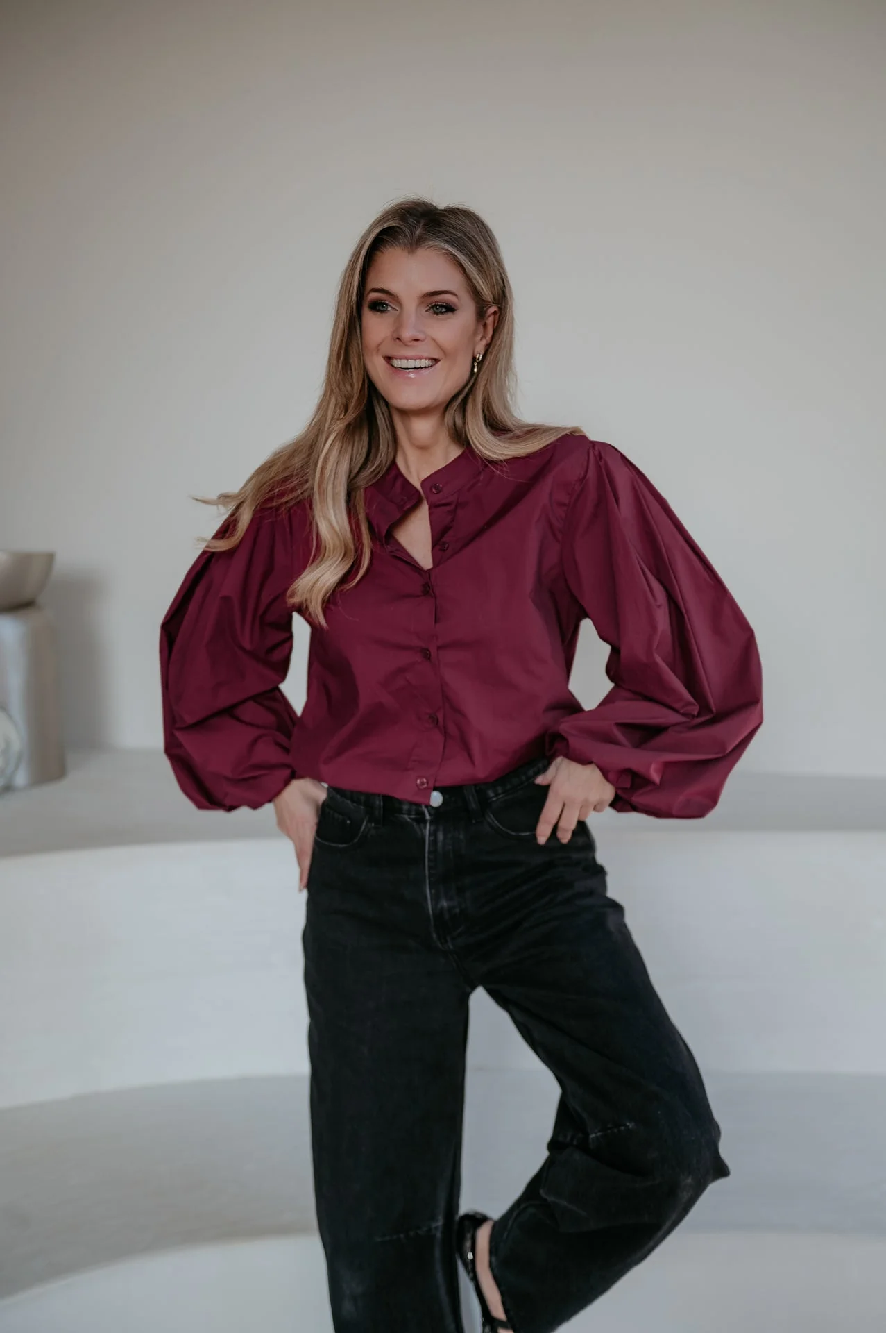 Emuno shirt I Bordeaux - Image 9