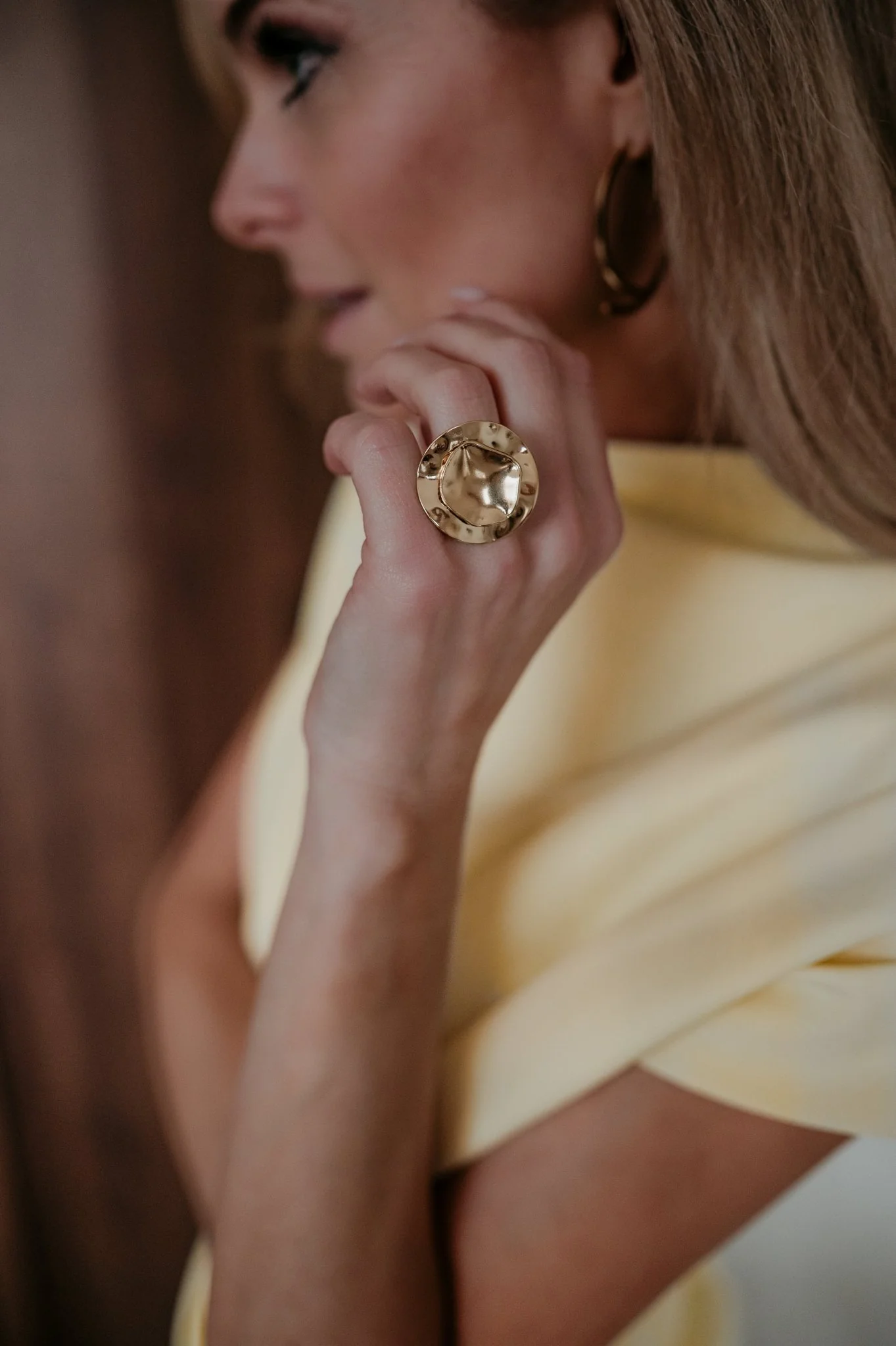 Ende ring I Gold