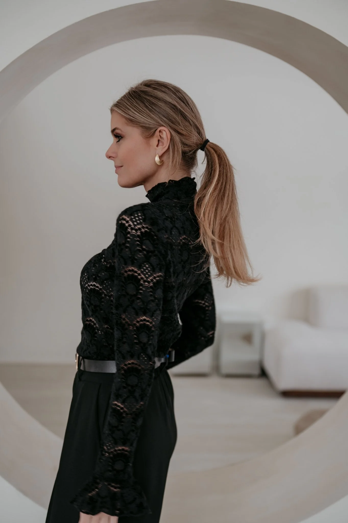 Gradine blouse I Black - Image 11