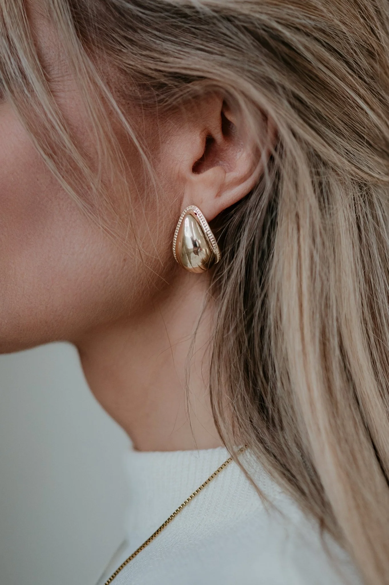 Grale earrings I Gold - Image 2