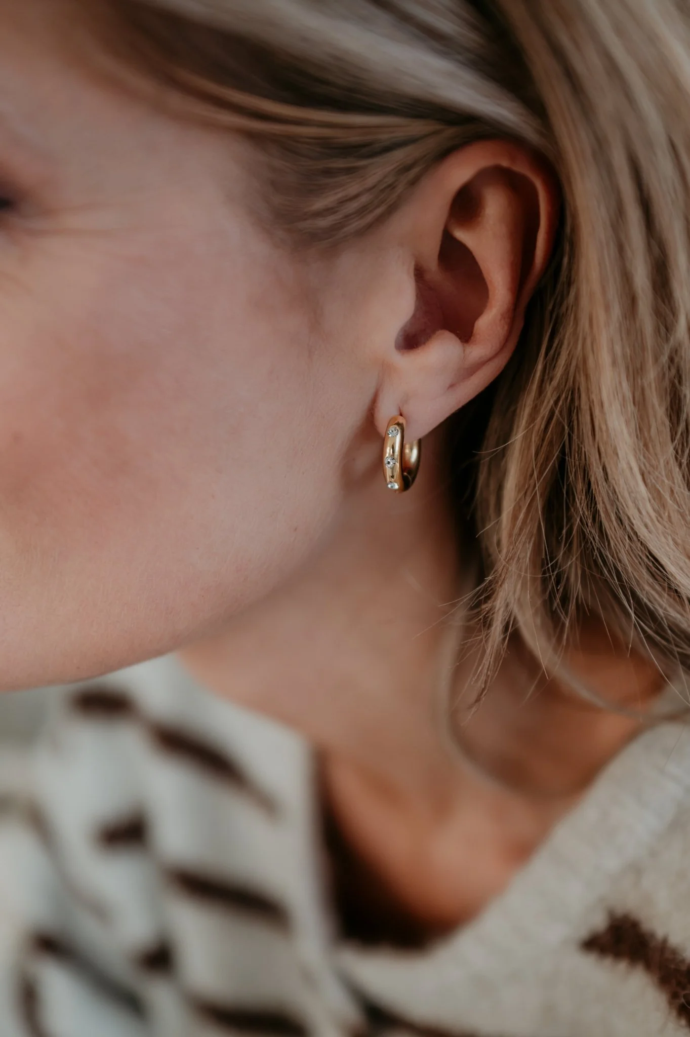 Ide earrings I Gold - Image 2