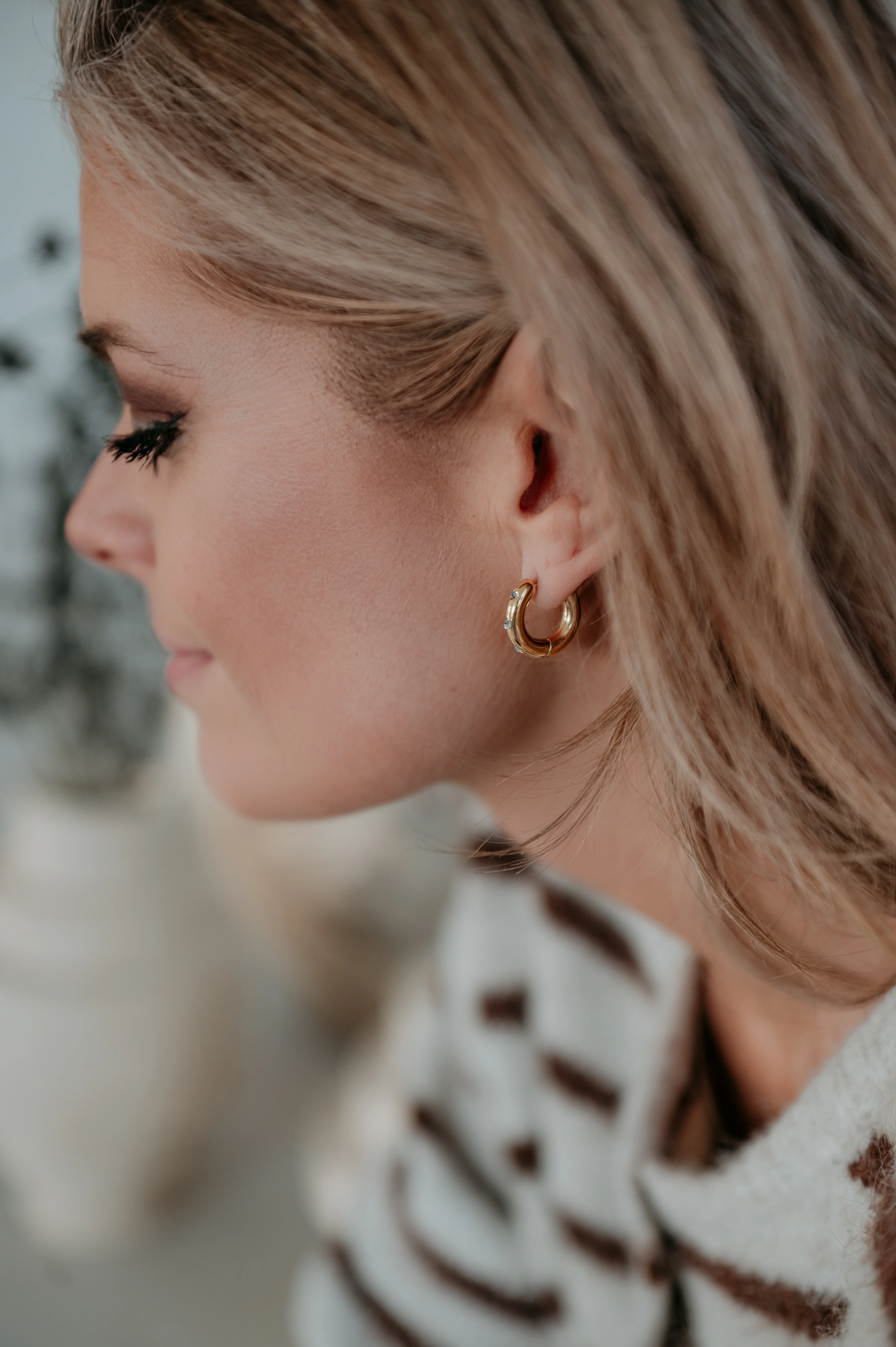 Ide earrings I Gold - Image 4