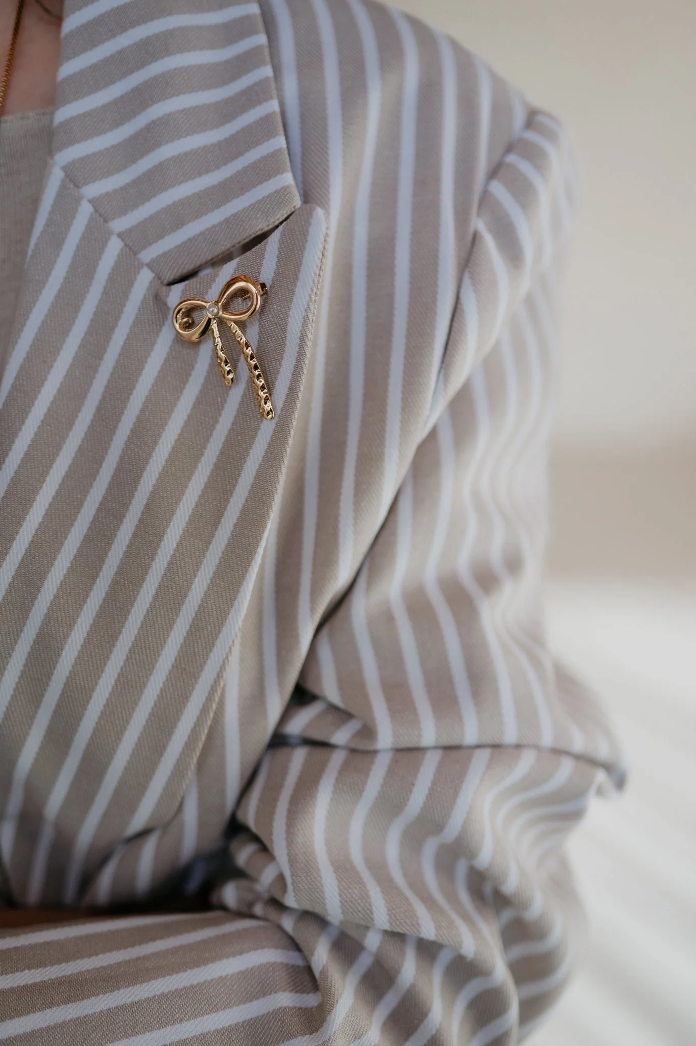 Ledo brooch I Gold