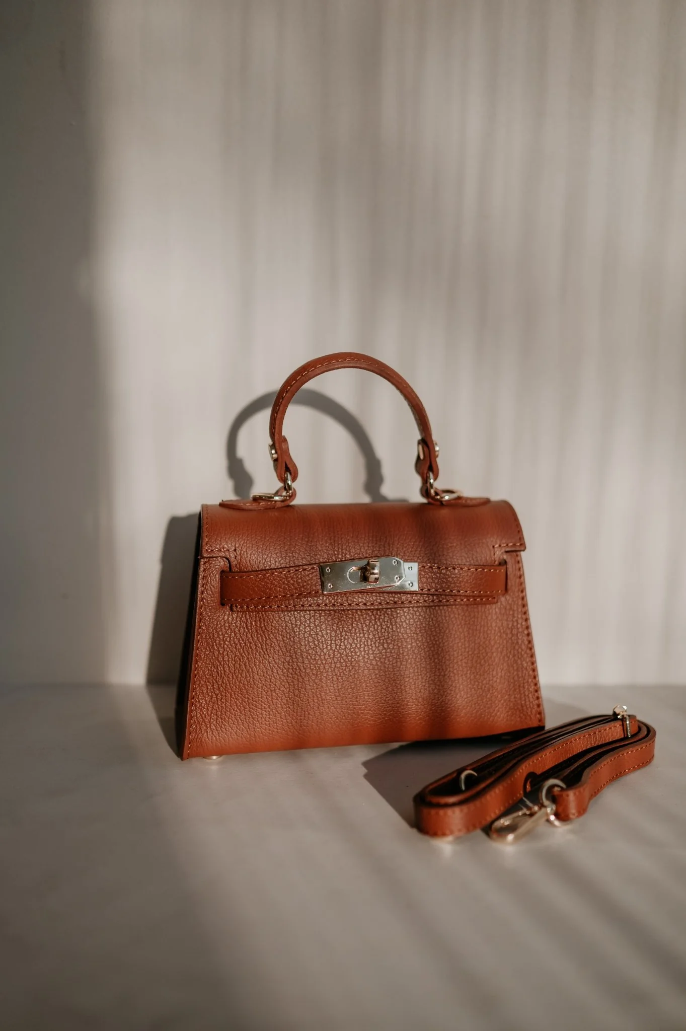 Letori handbag I Cognac - Image 3