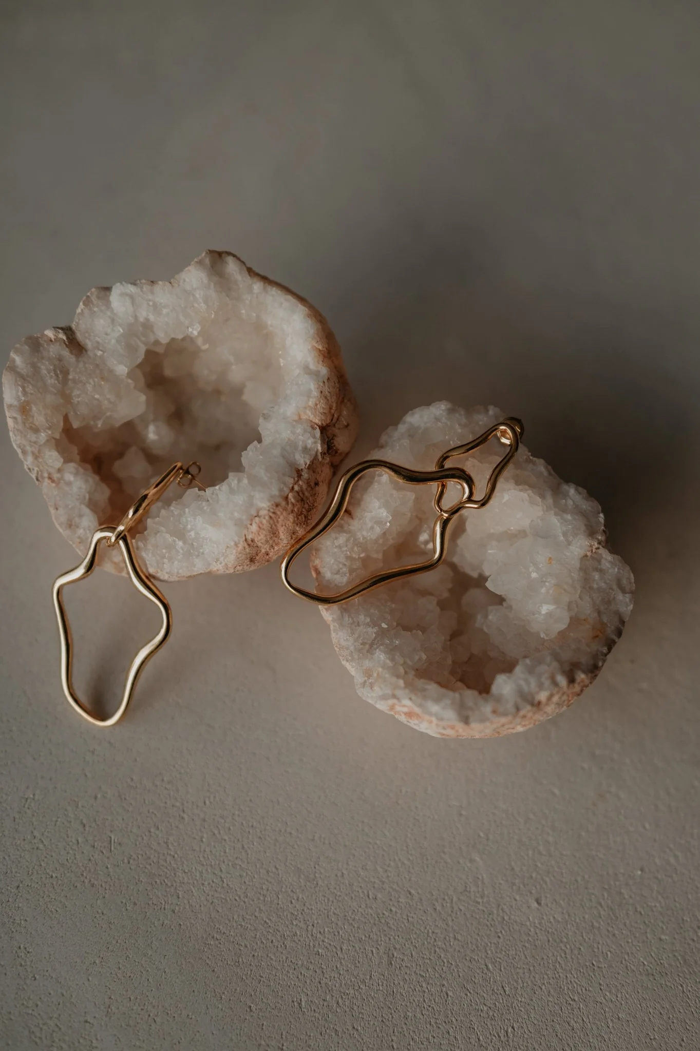 Lieda earrings I Gold - Image 5