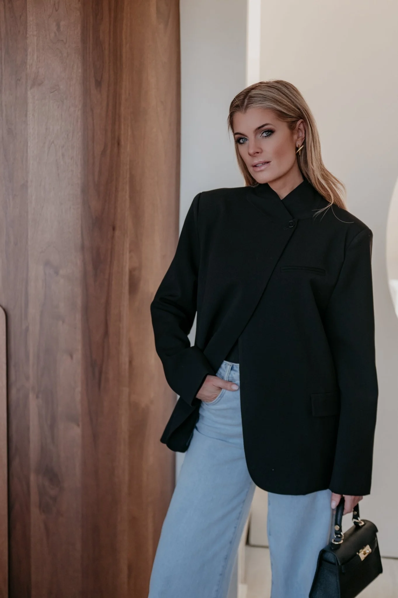 Litio blazer I Black