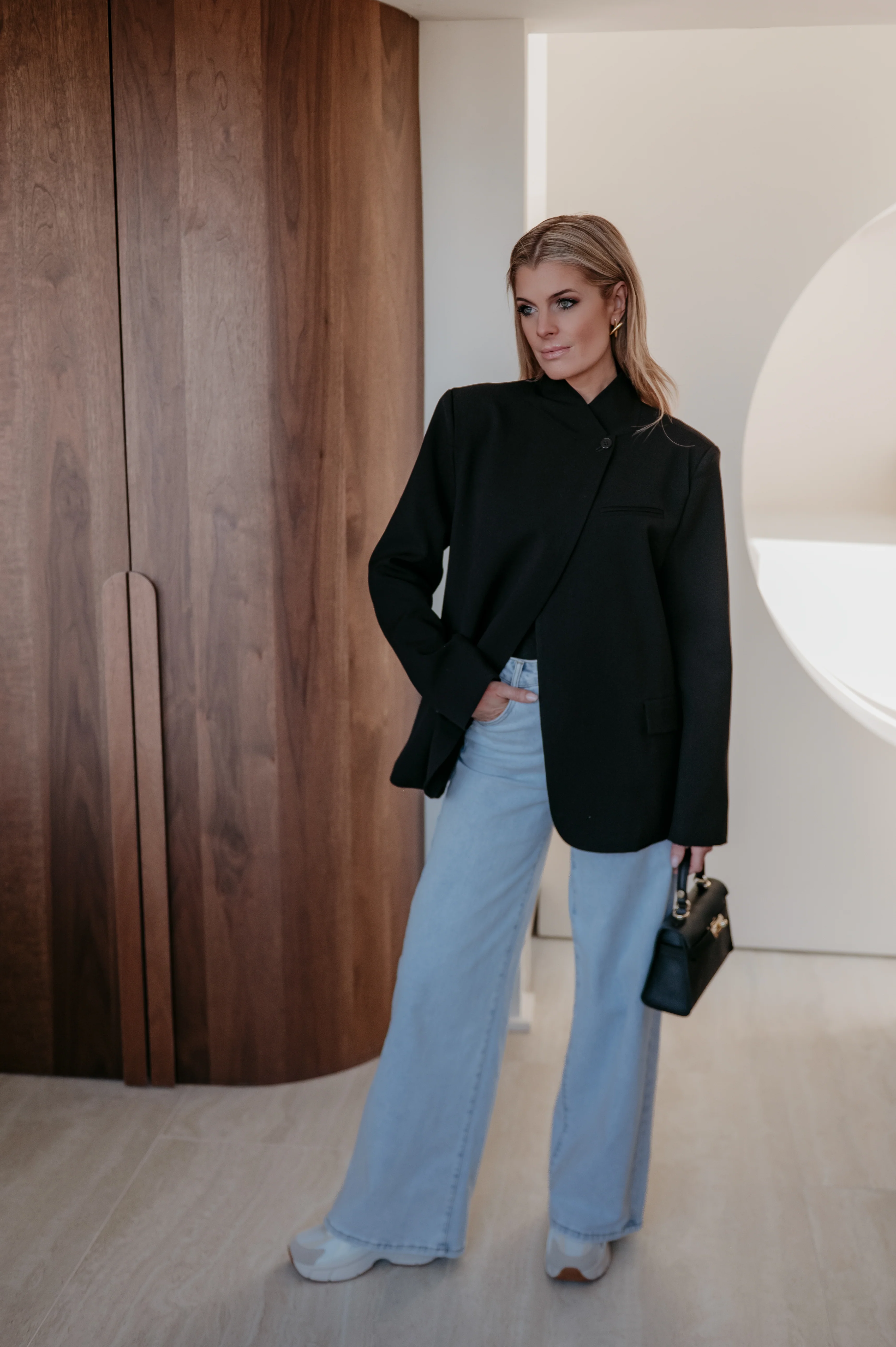 Litio blazer I Black - Image 10