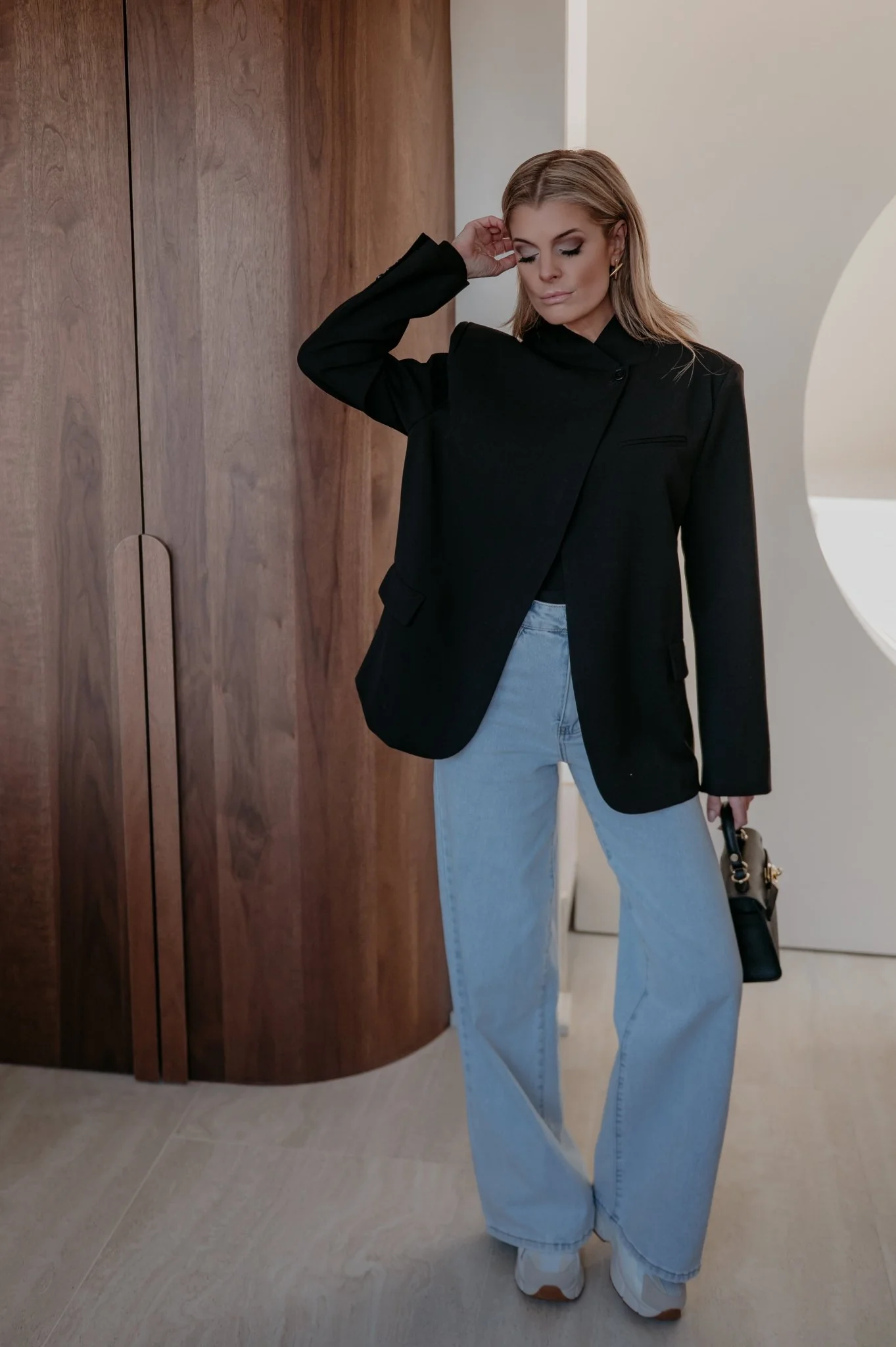 Litio blazer I Black - Image 15