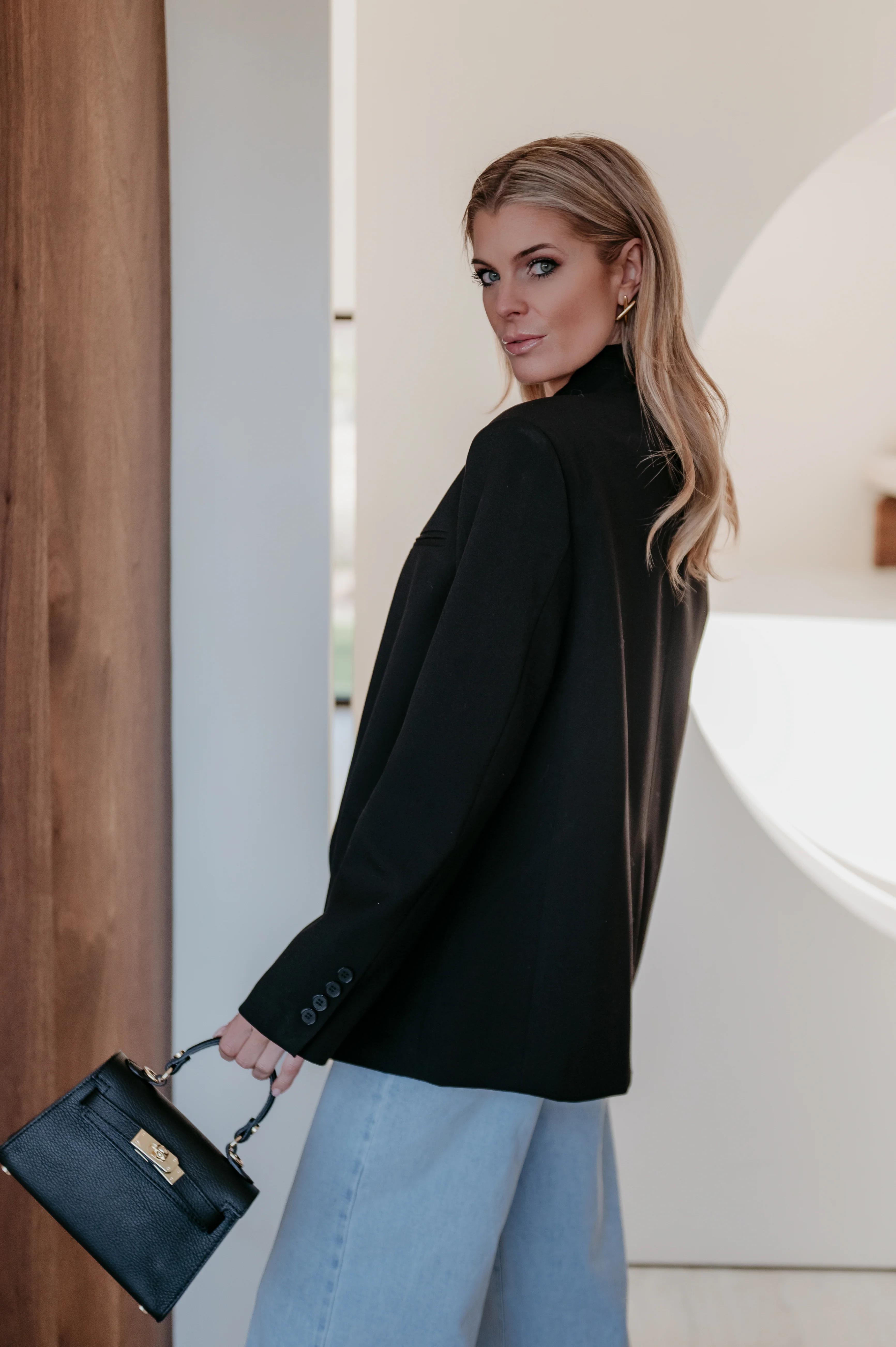Litio blazer I Black - Image 17