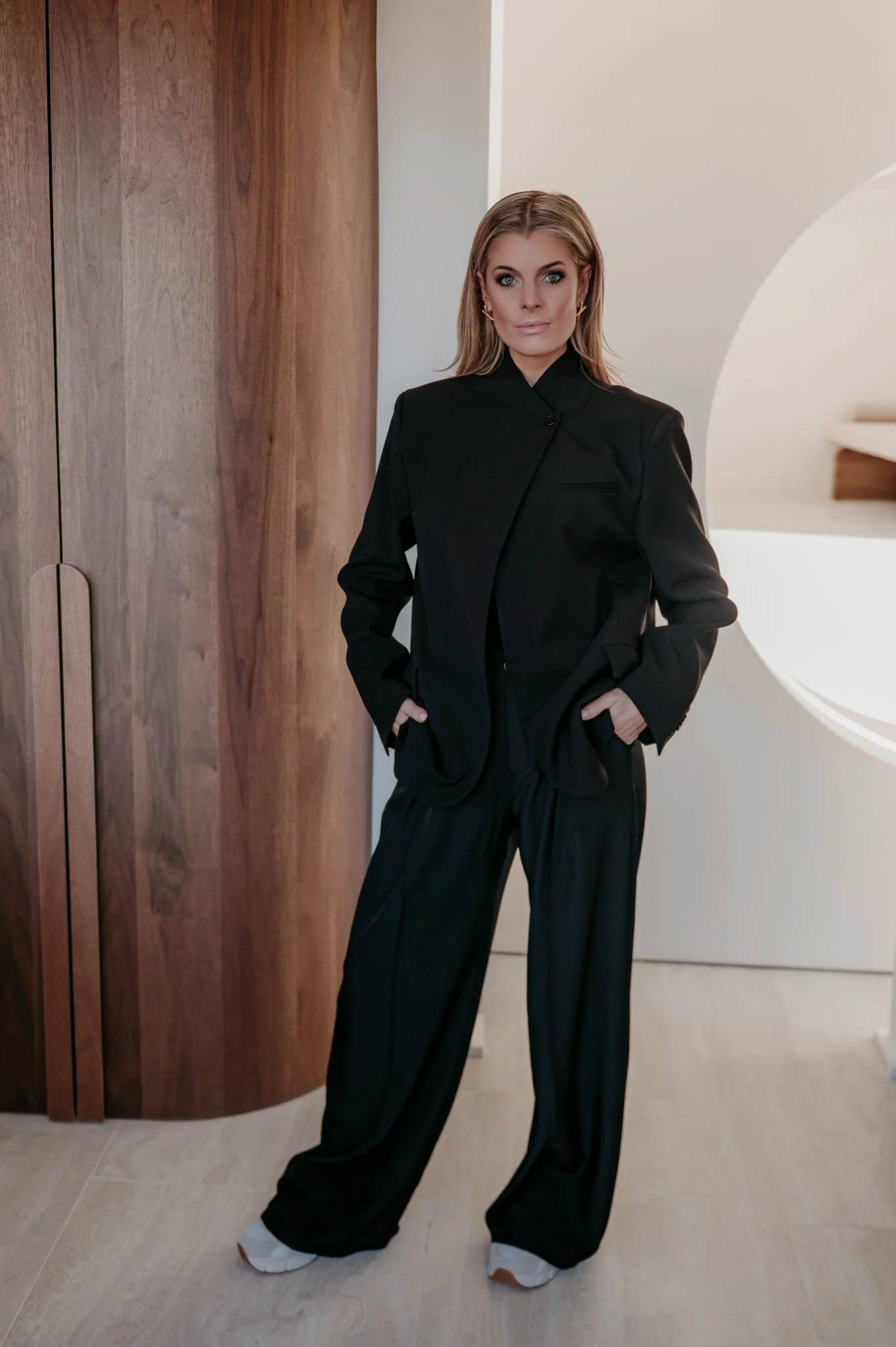 Litio blazer I Black - Image 4