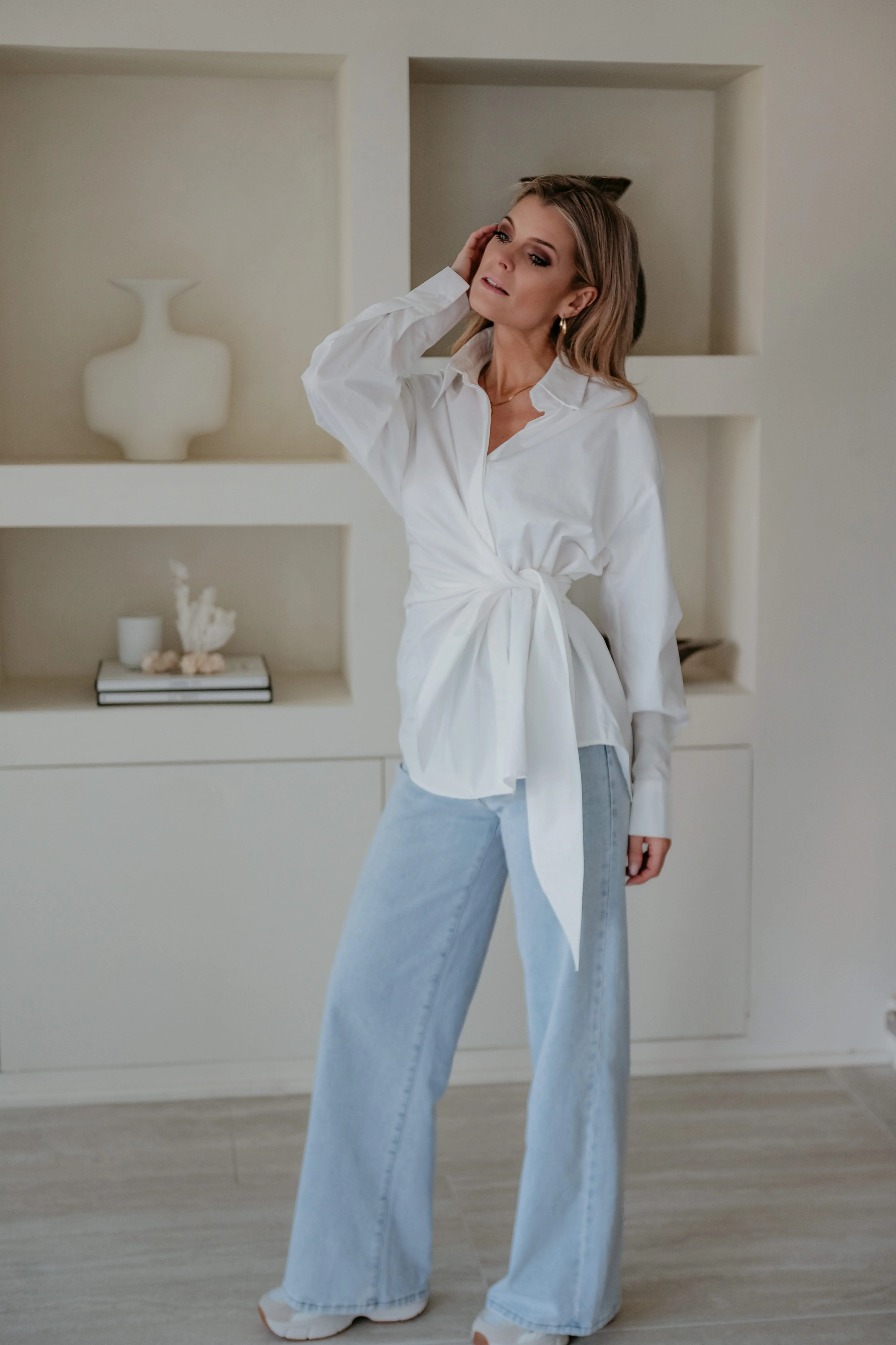 Livedo shirt I White - Image 15