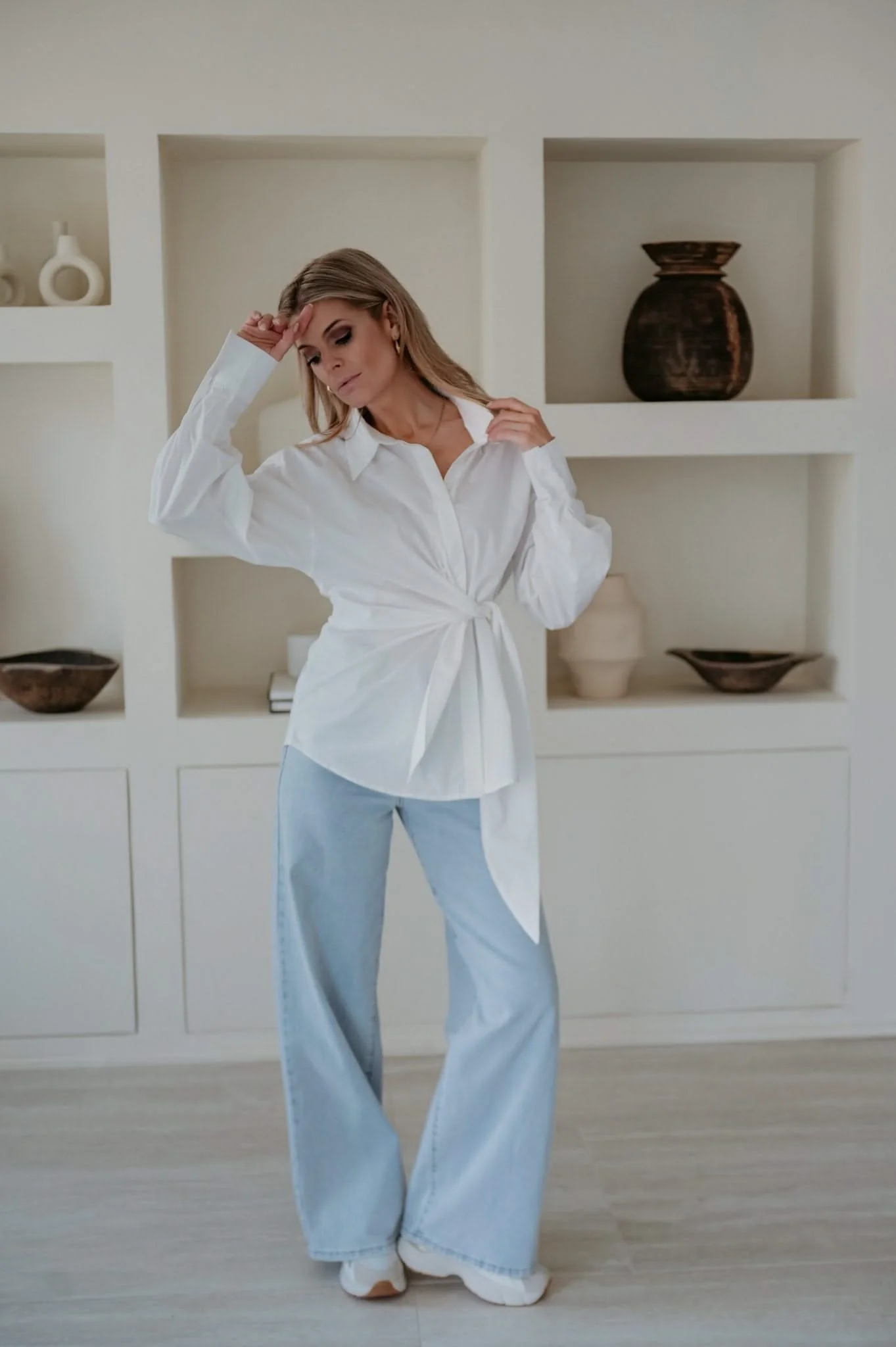 Livedo shirt I White - Image 17