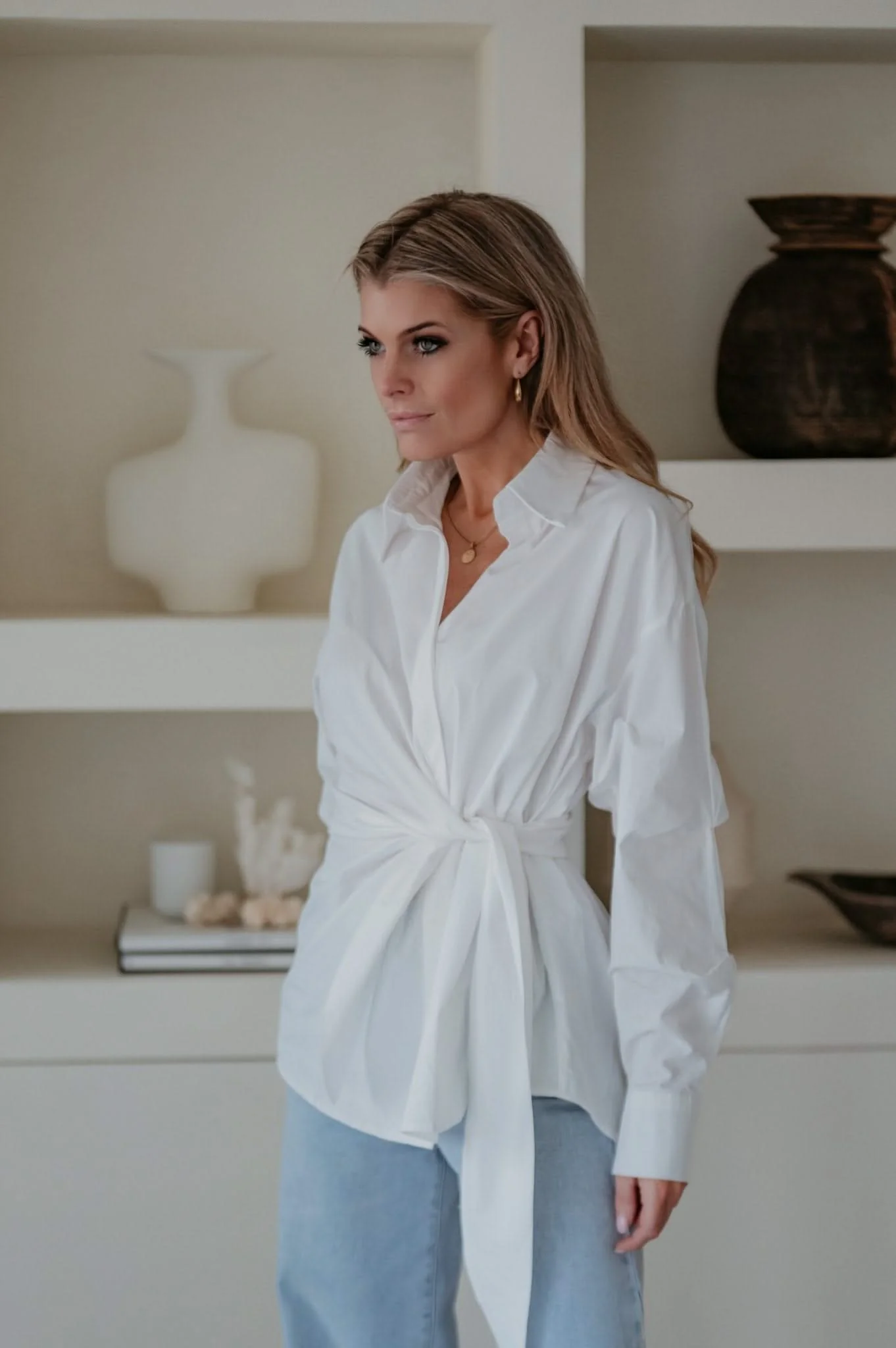 Livedo shirt I White - Image 19
