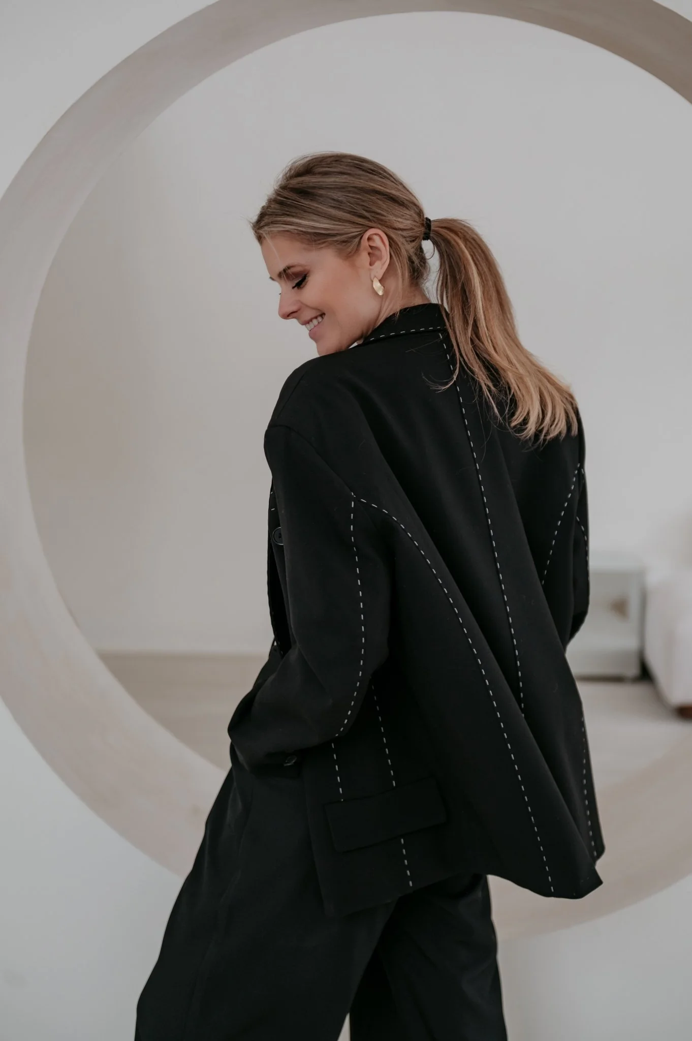 Minesi blazer I Black - Image 15