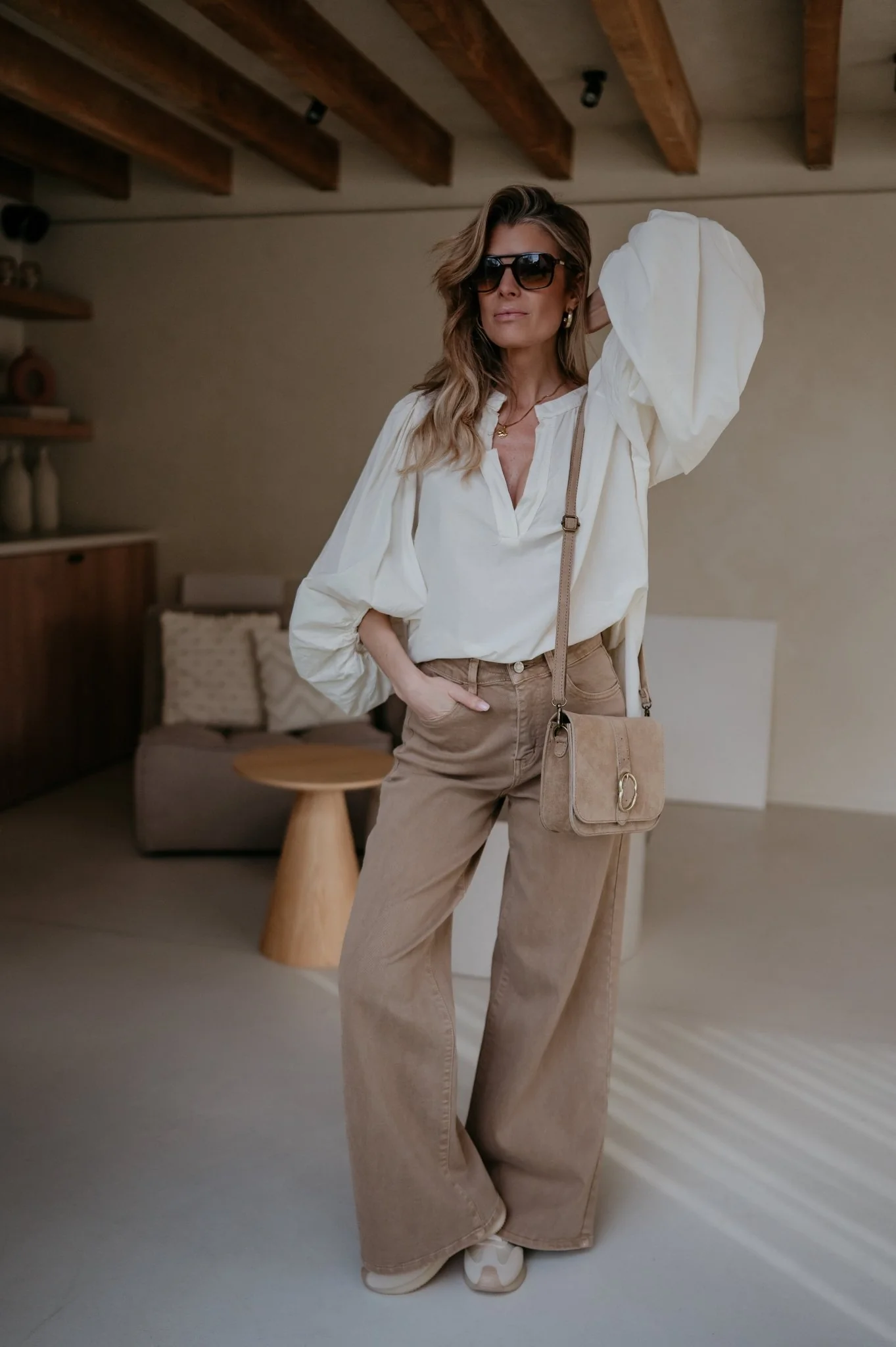 Munide handbag I Beige - Image 3