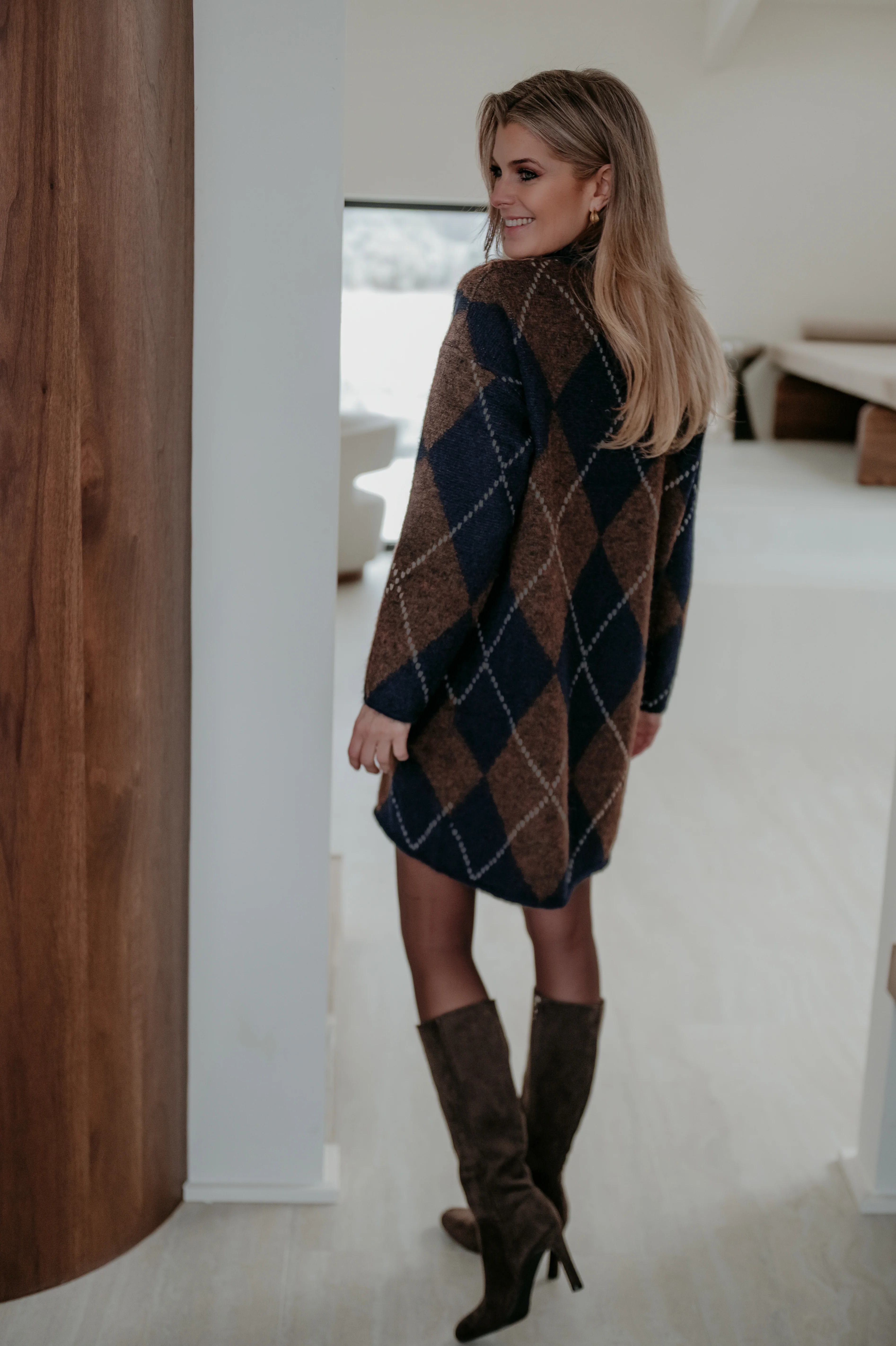 Netuso dress I Navy Brown - Image 18