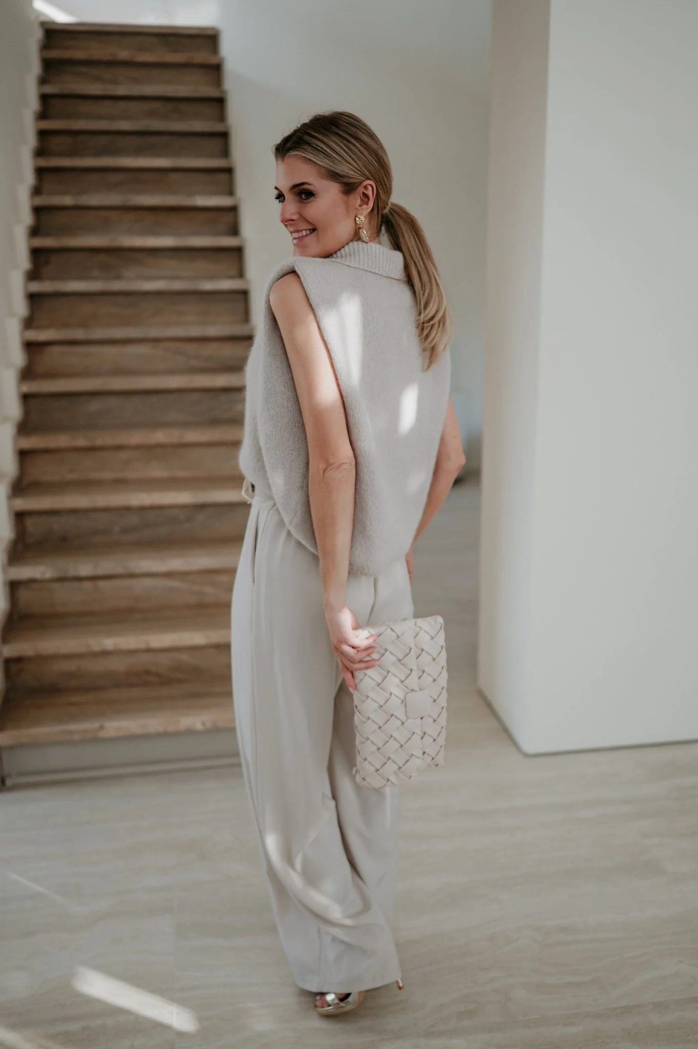 Nienti knit I Beige - Image 9