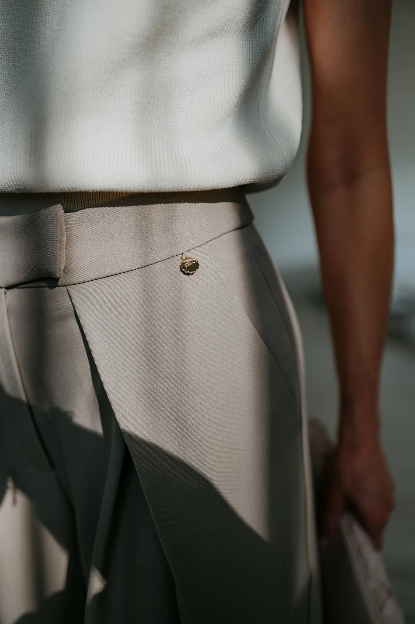 Nila trousers I Beige - Image 5