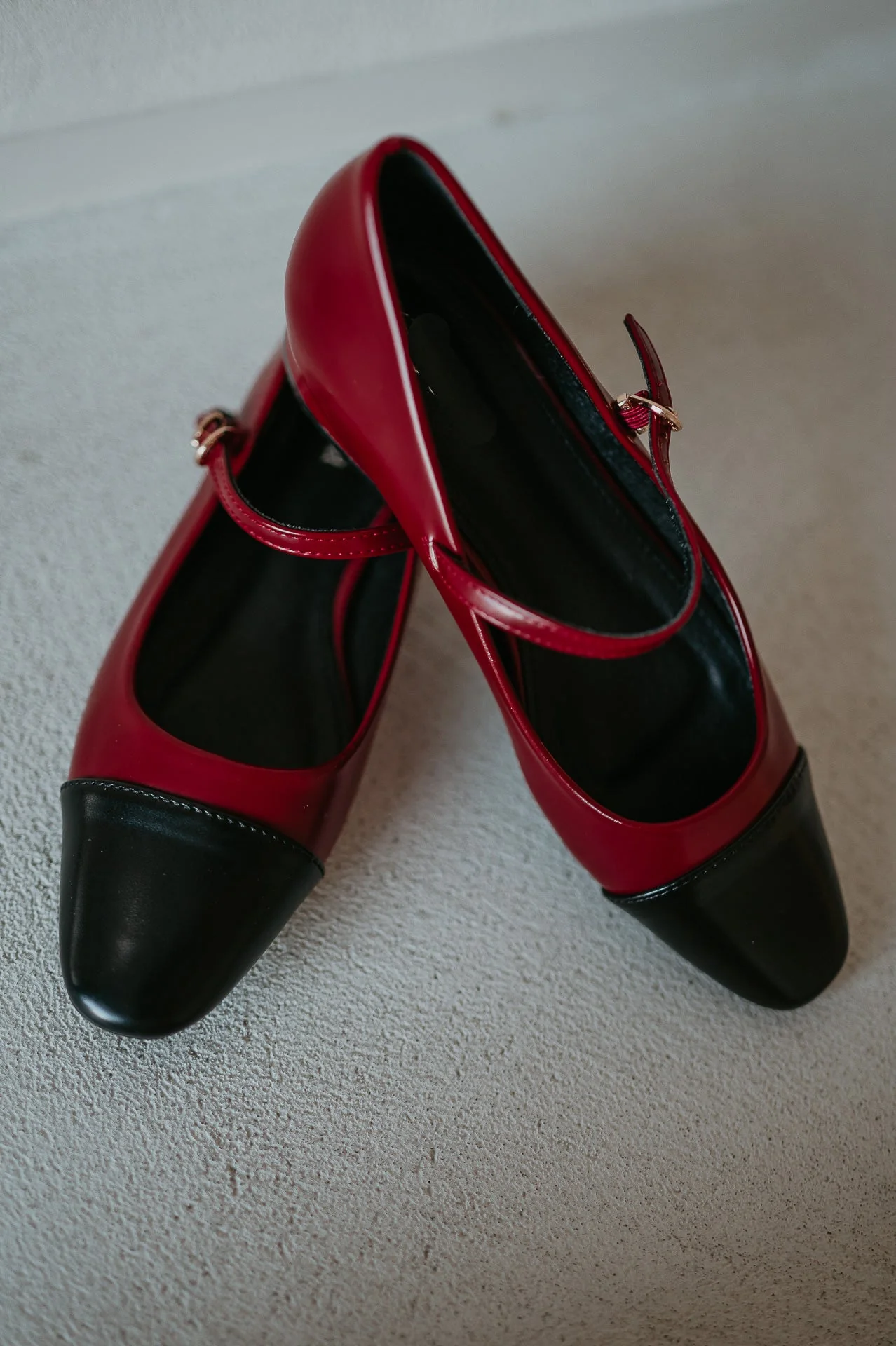 Nove ballerina I Red - Image 2