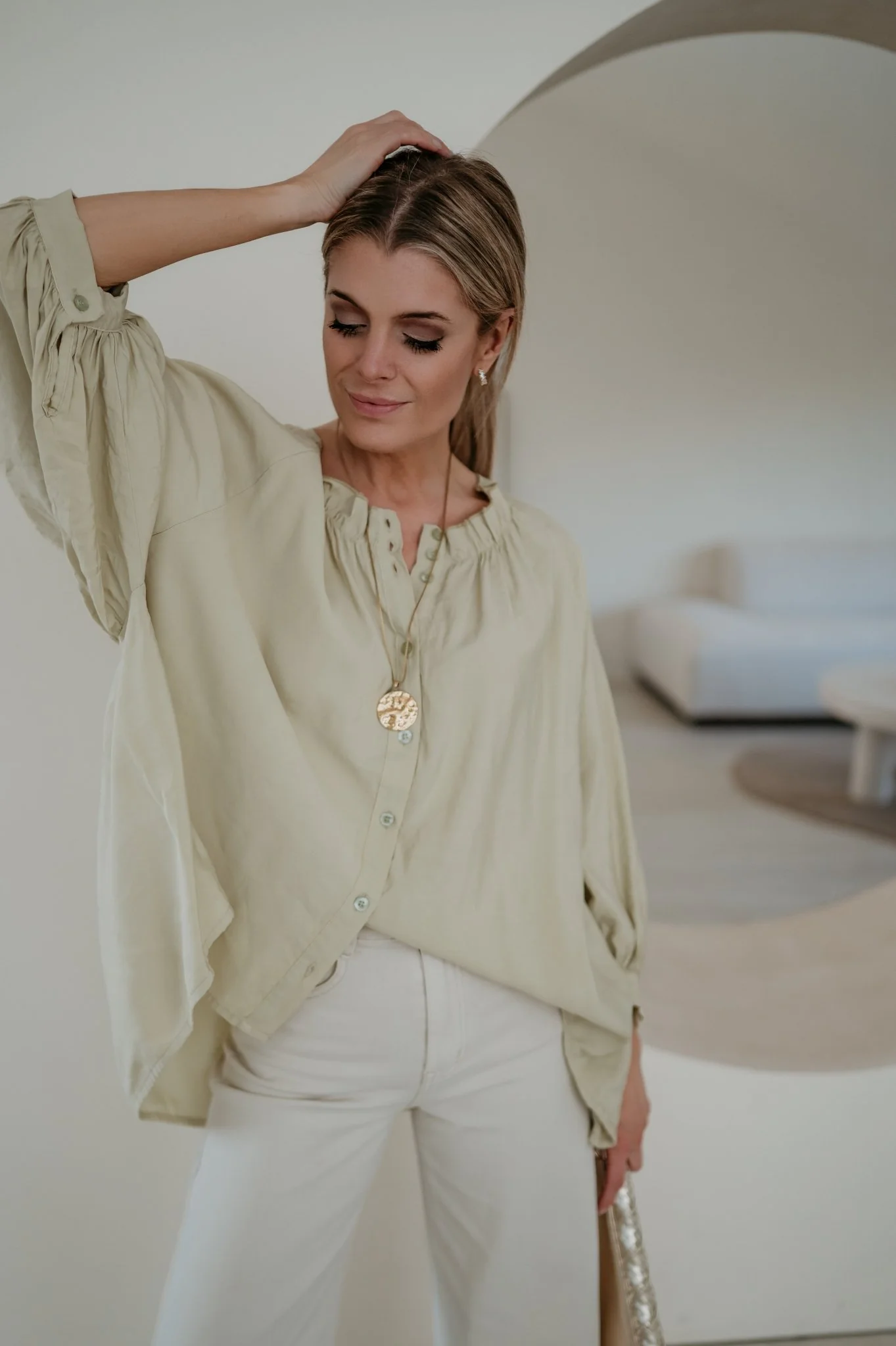 Odorio blouse I Olive - Image 14