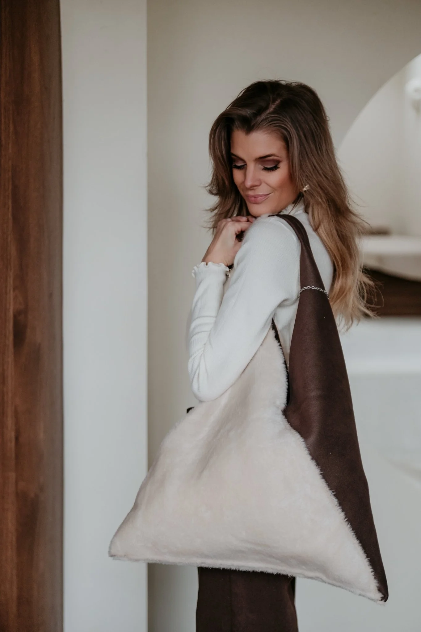Ola handbag I Brown - Image 4