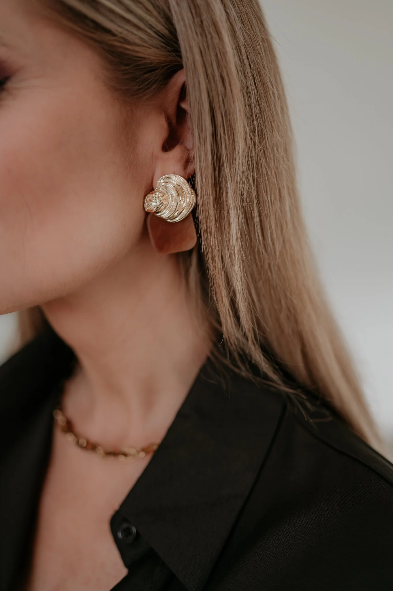 Pevi earrings I Gold