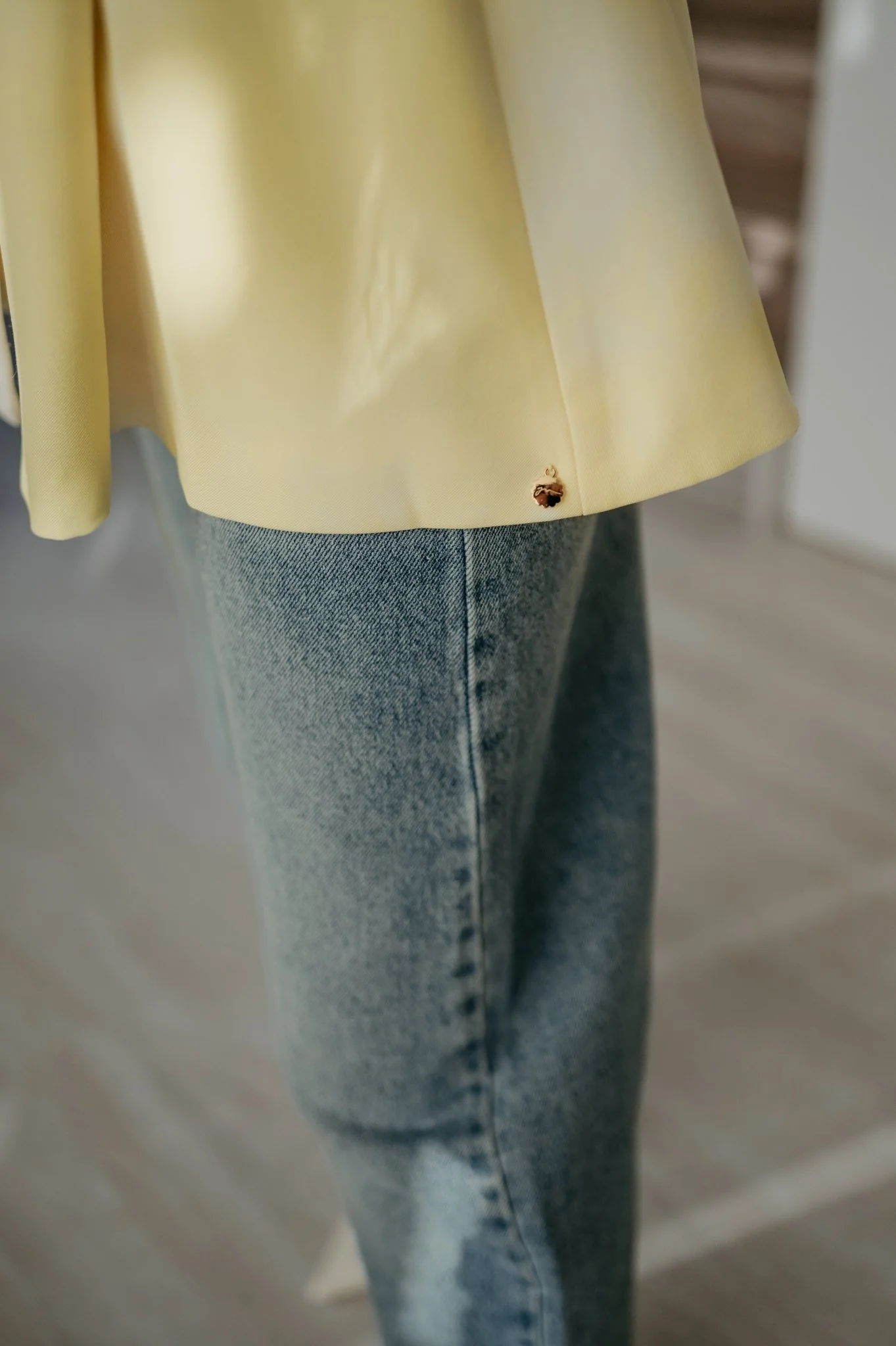 Premio blazer I Yellow - Image 9