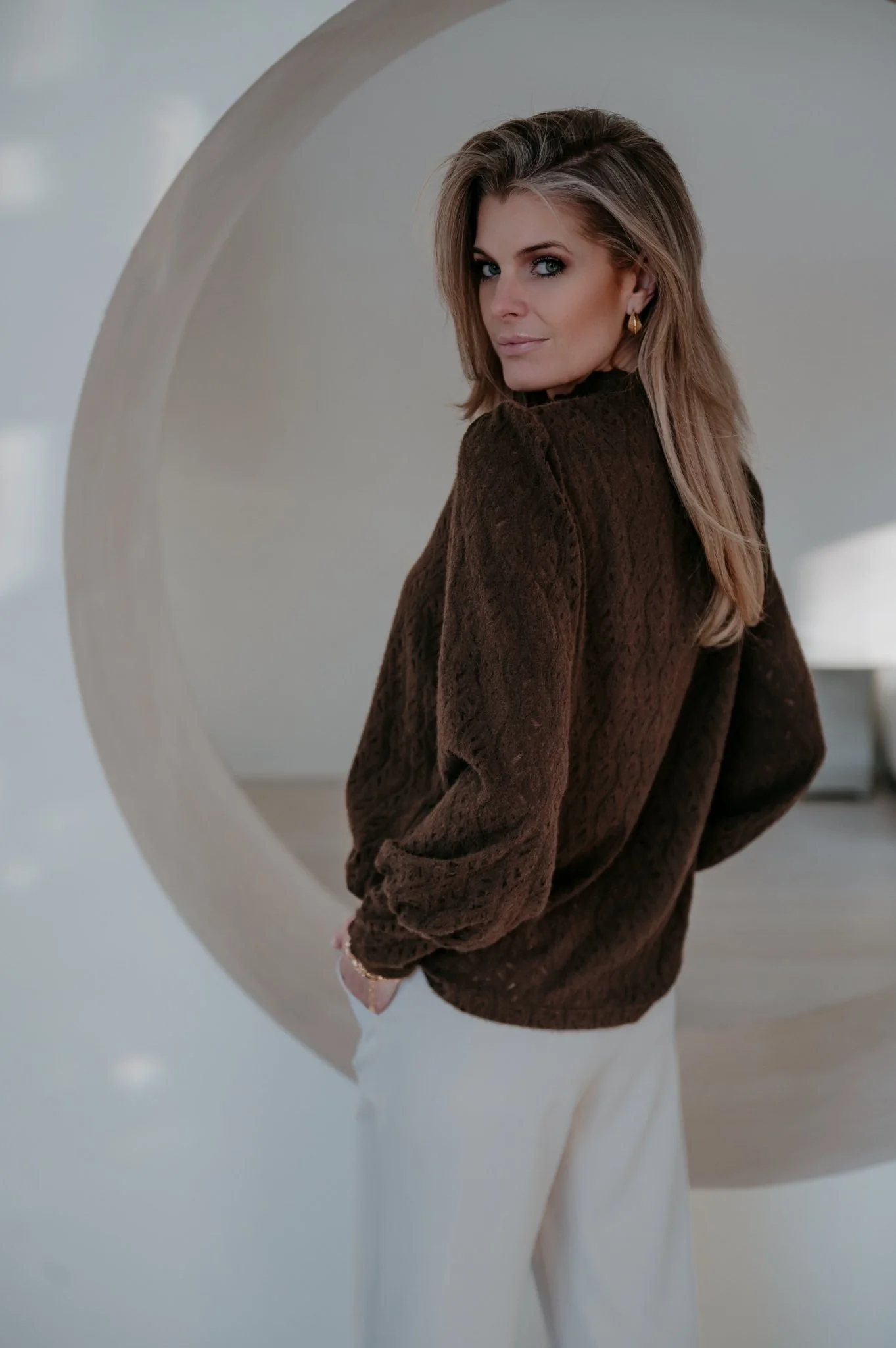 Radeli top I Chocolate Brown - Image 4