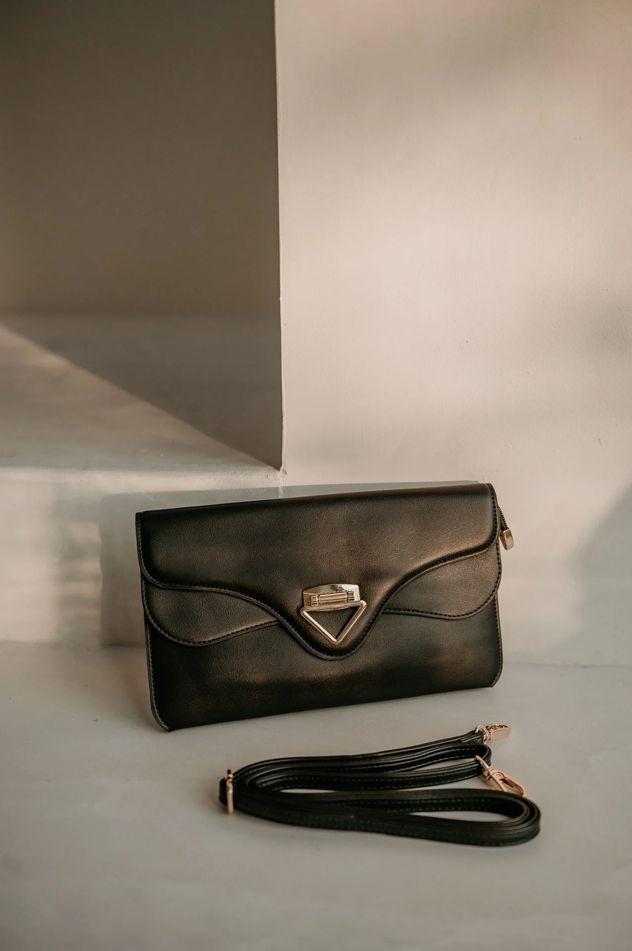 Ratego handbag I Black - Image 3