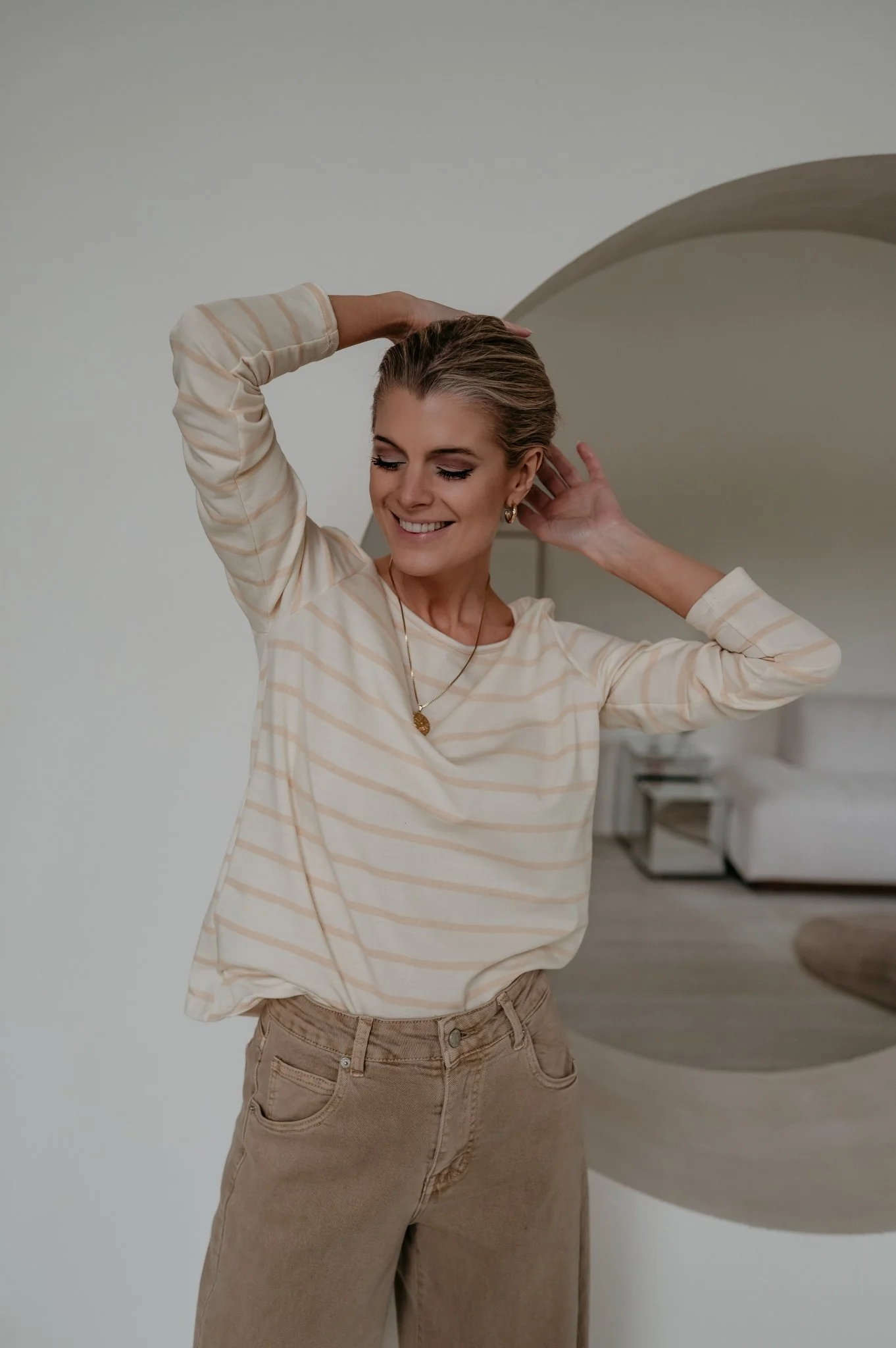 Redona longsleeve I Striped Beige - Image 7