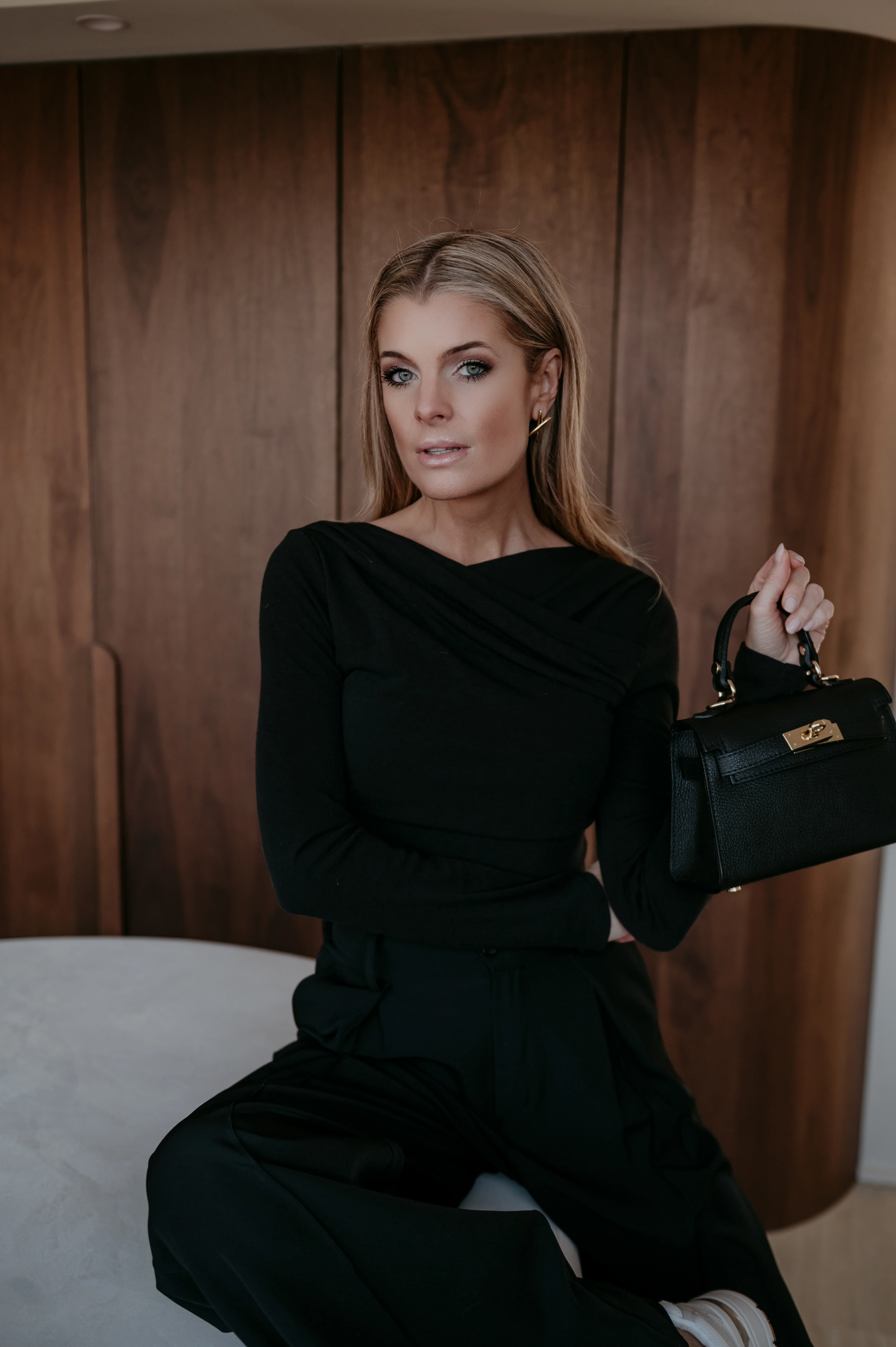 Rodesi blouse I Black - Image 6